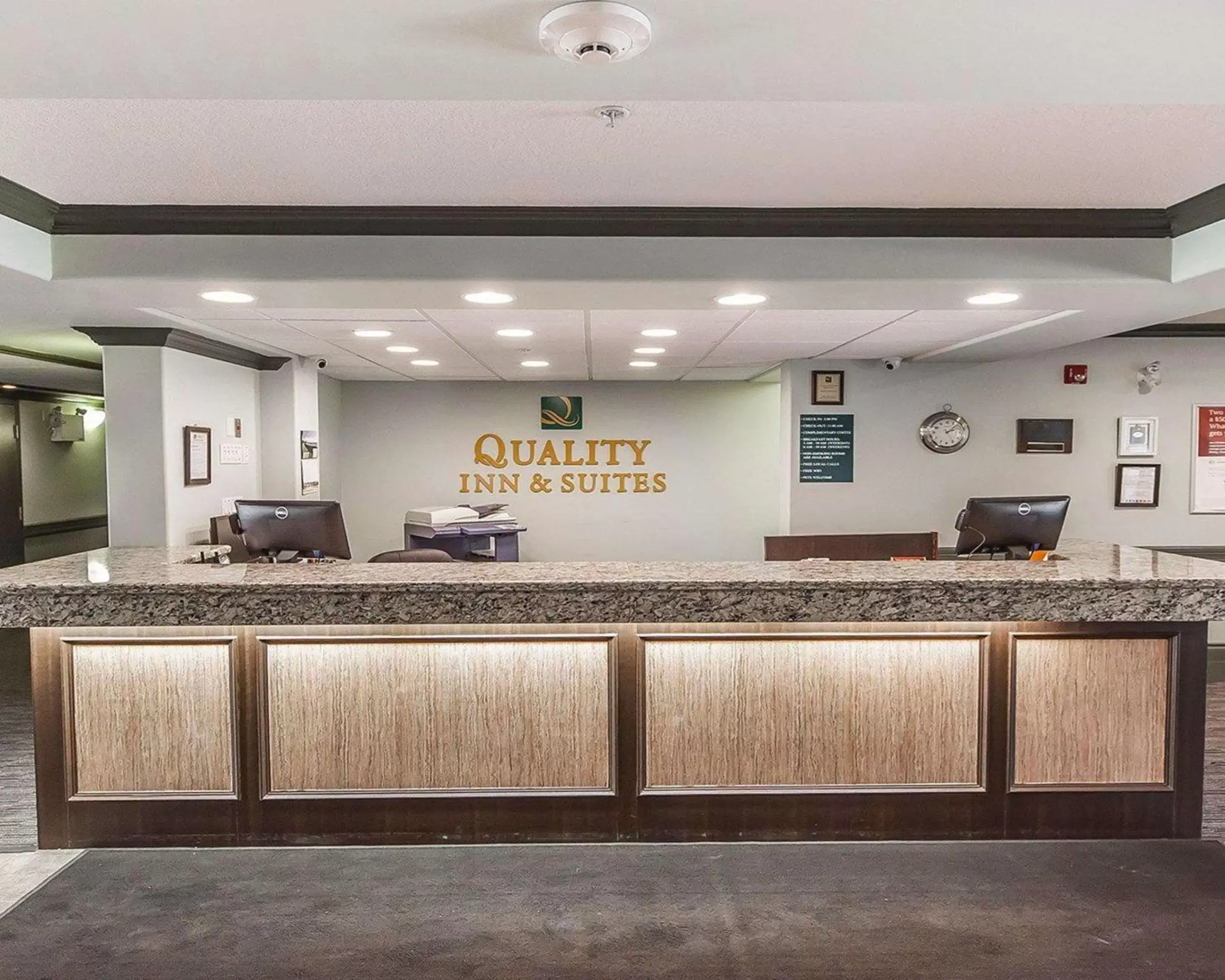 Staff in Quality Inn & Suites Hinton