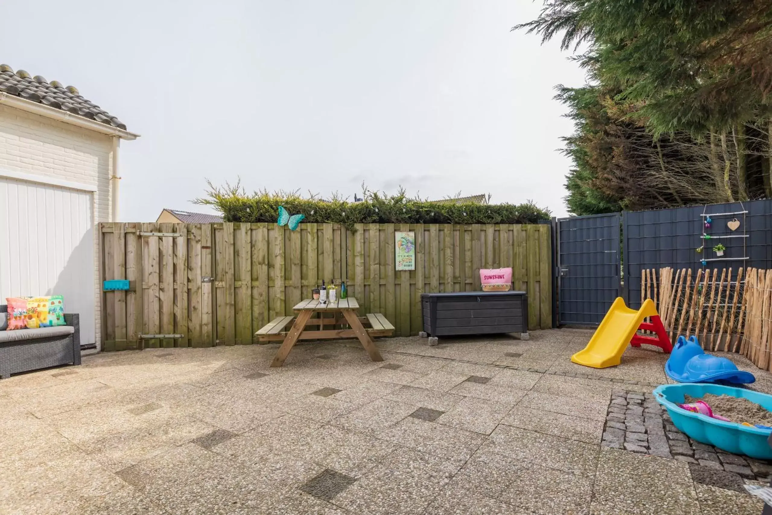 Children play ground, Children's Play Area in BeachHouse Oase aan Zee