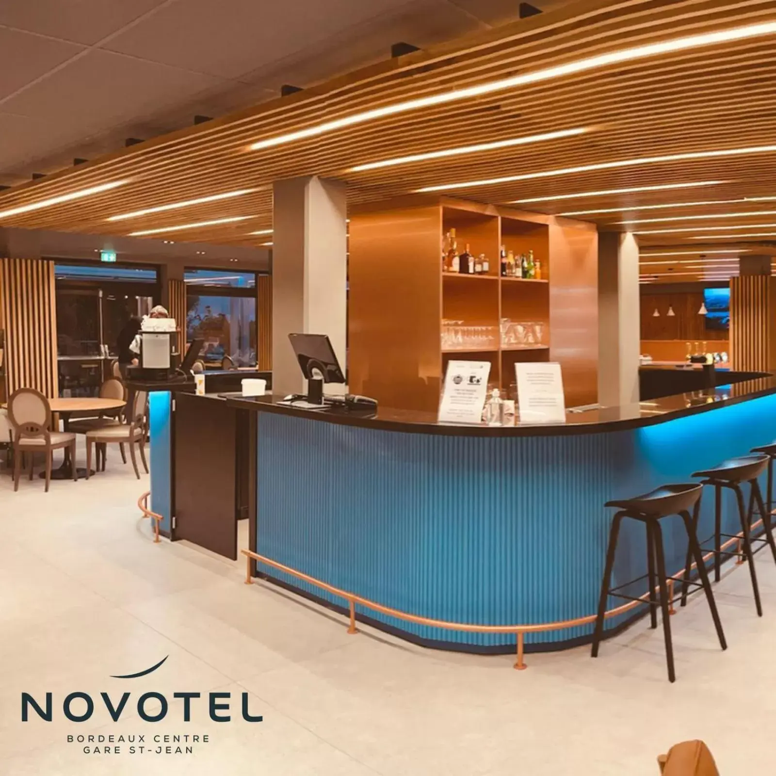 Lounge or bar, Lobby/Reception in Mercure Bordeaux Centre Gare Saint Jean