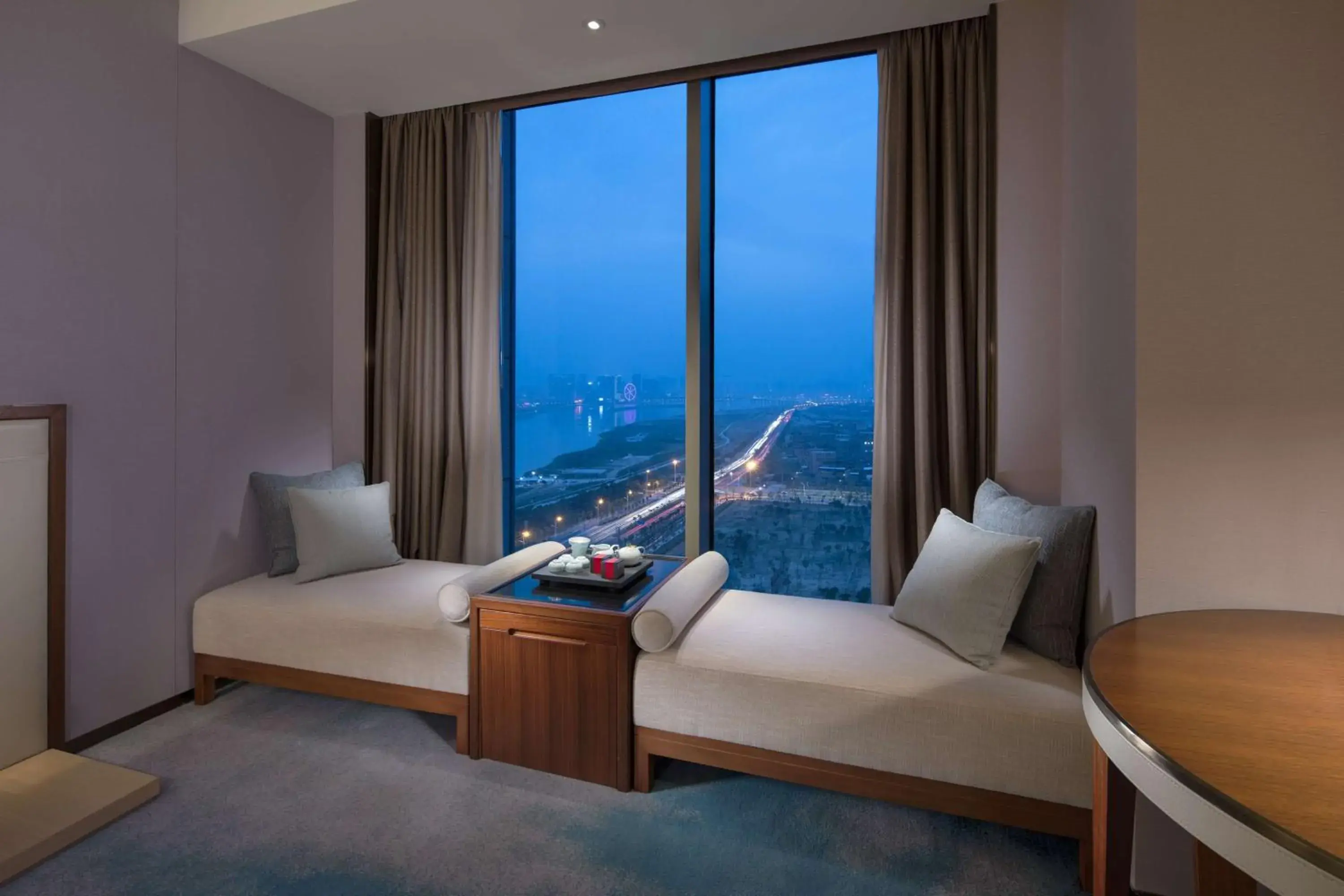 View (from property/room), Seating Area in Hilton Quanzhou Riverside