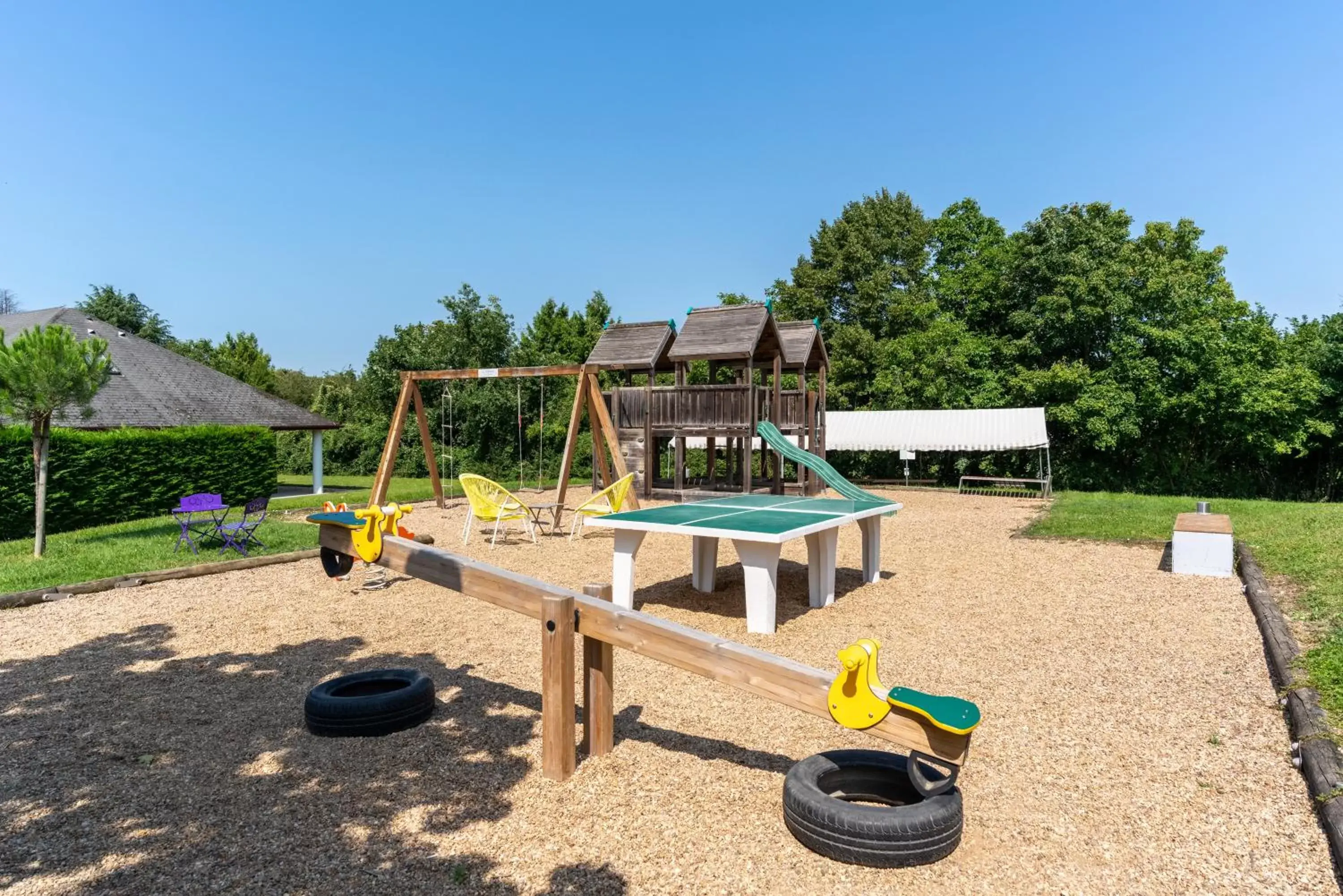 Children play ground, Children's Play Area in Residence Croma