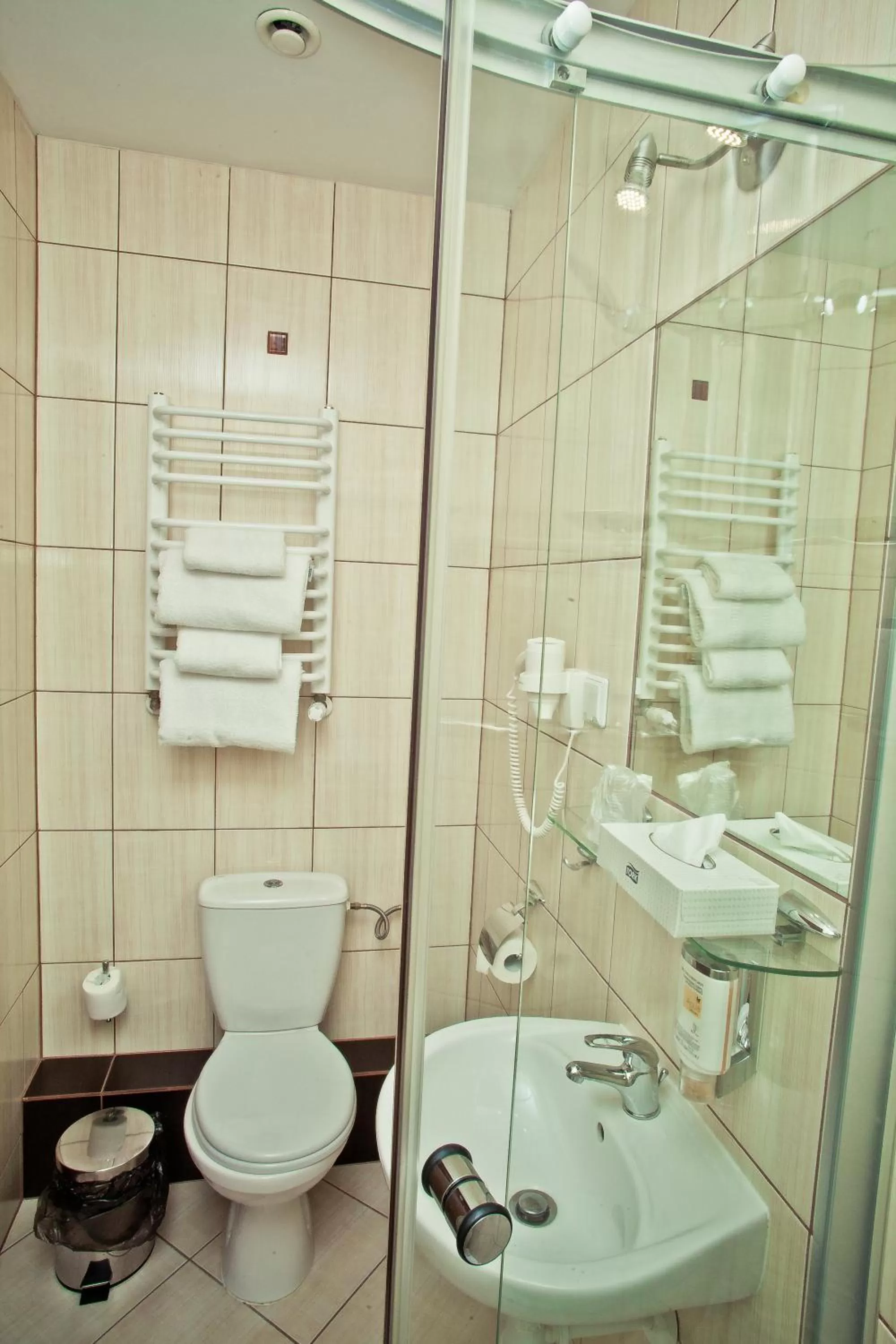 Bathroom in Hotel Mazovia Airport Modlin