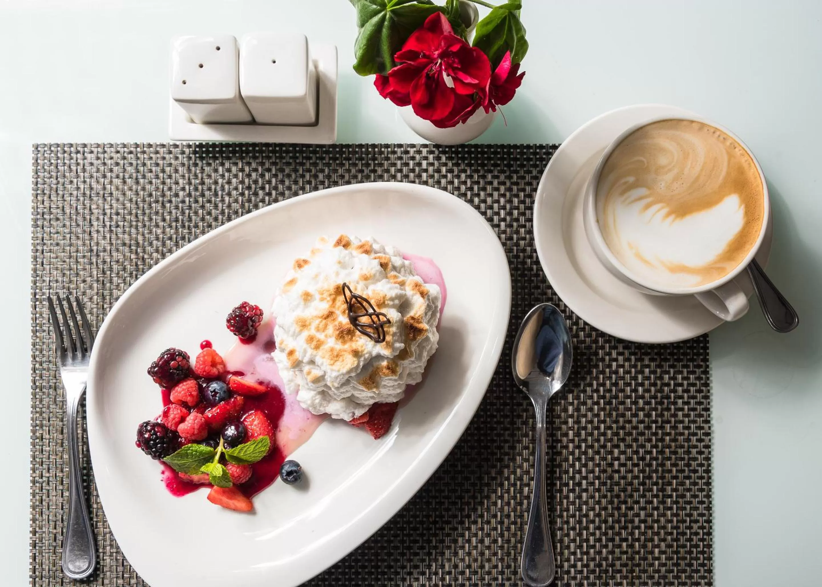 Restaurant/places to eat in Executive Residency by Best Western Nairobi