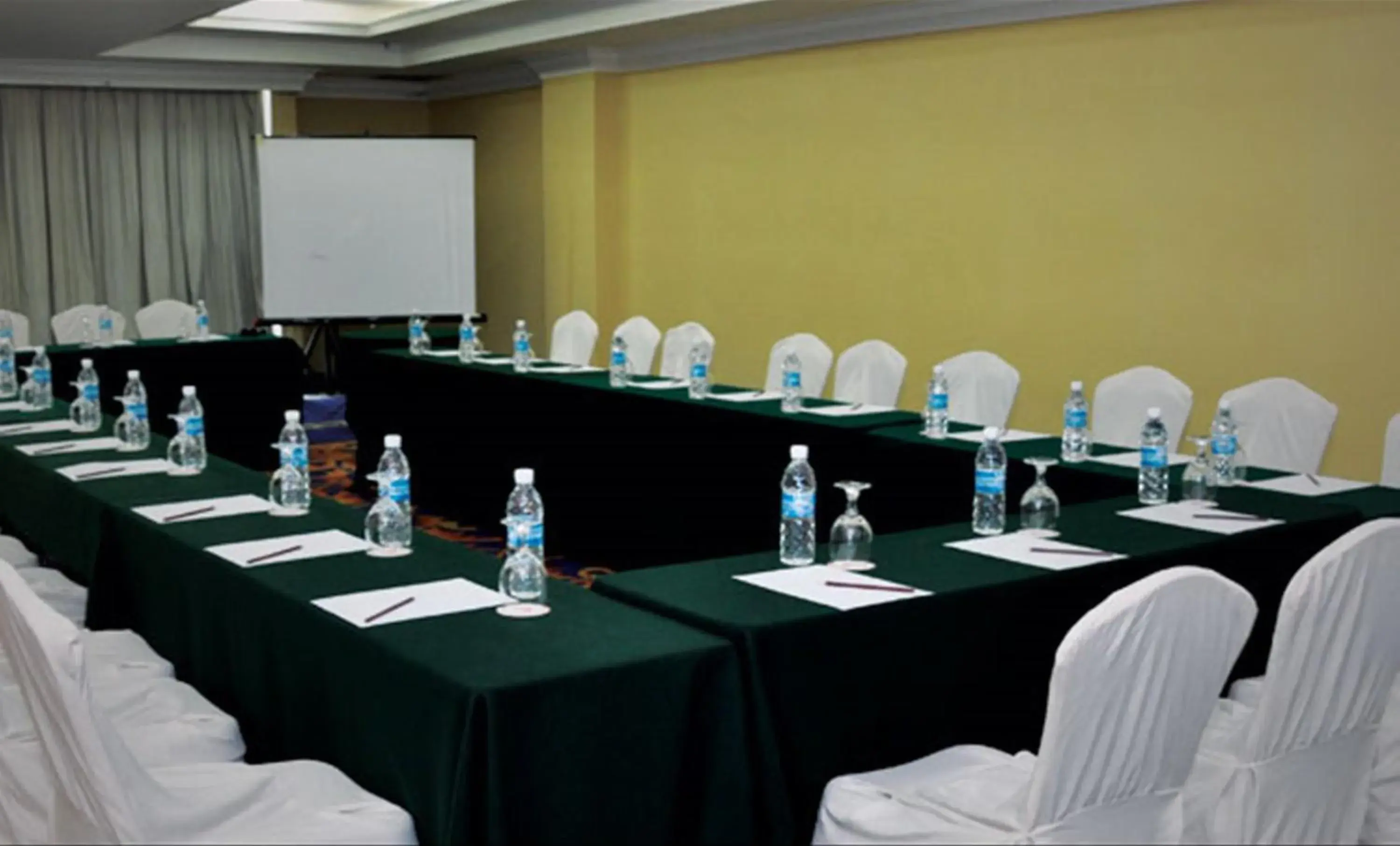 Meeting/conference room, Business Area/Conference Room in Tang Dynasty Bay Hotel