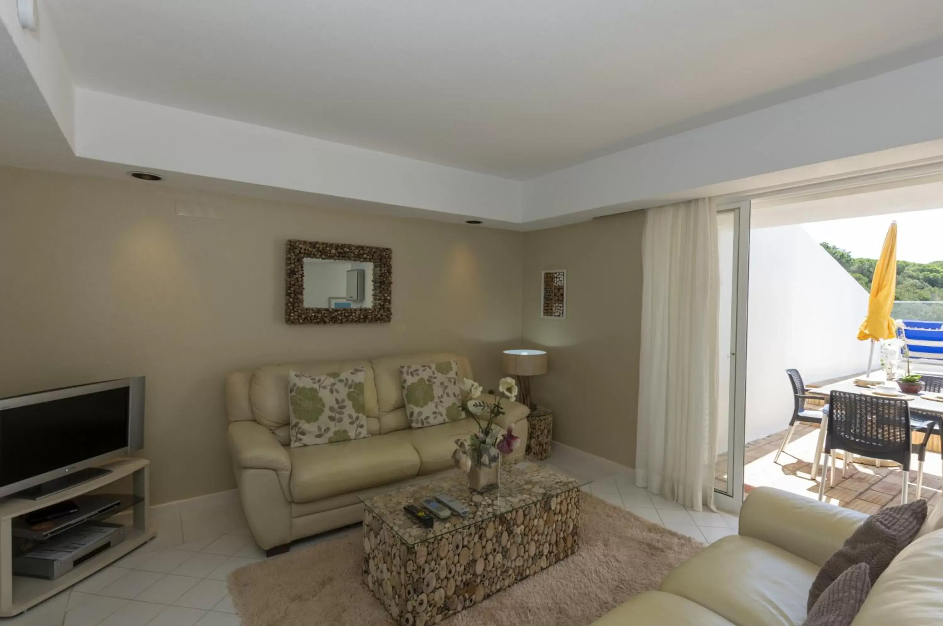 Living room, Seating Area in Rocha Brava Village Resort