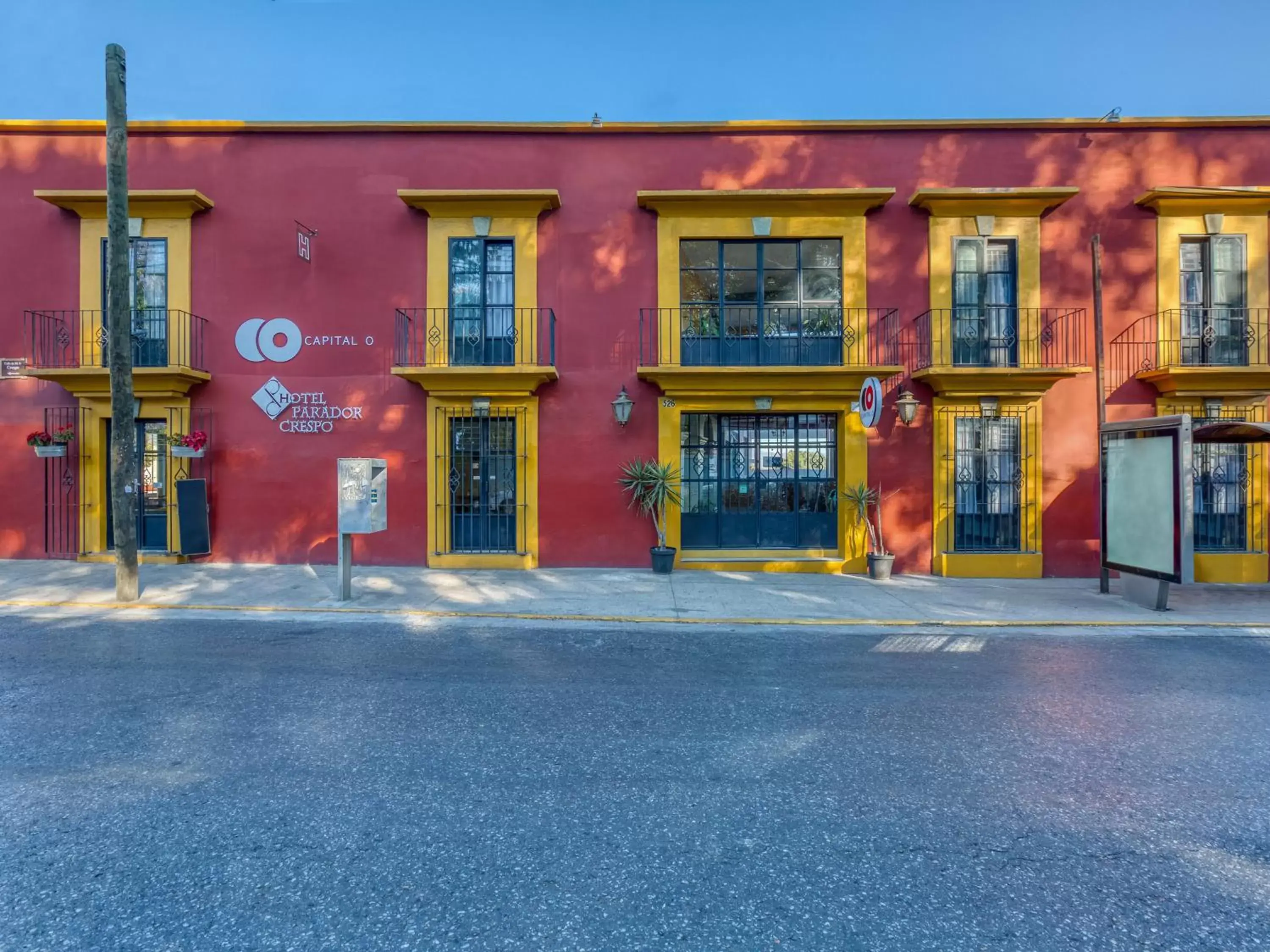 Facade/entrance, Property Building in Capital O Parador Crespo Hotel, Oaxaca