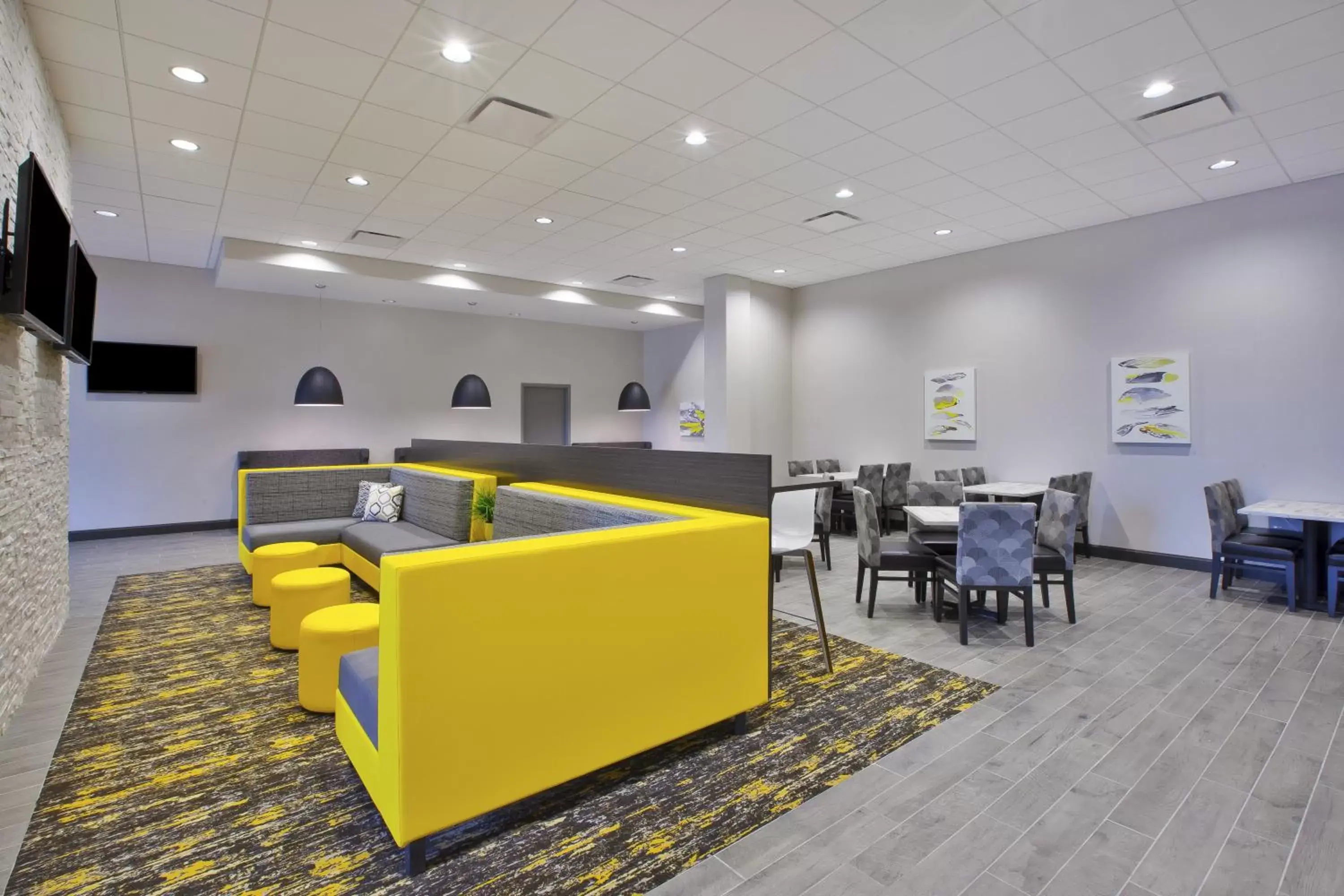 Food and drinks in Best Western Plus Cranberry-Pittsburgh North