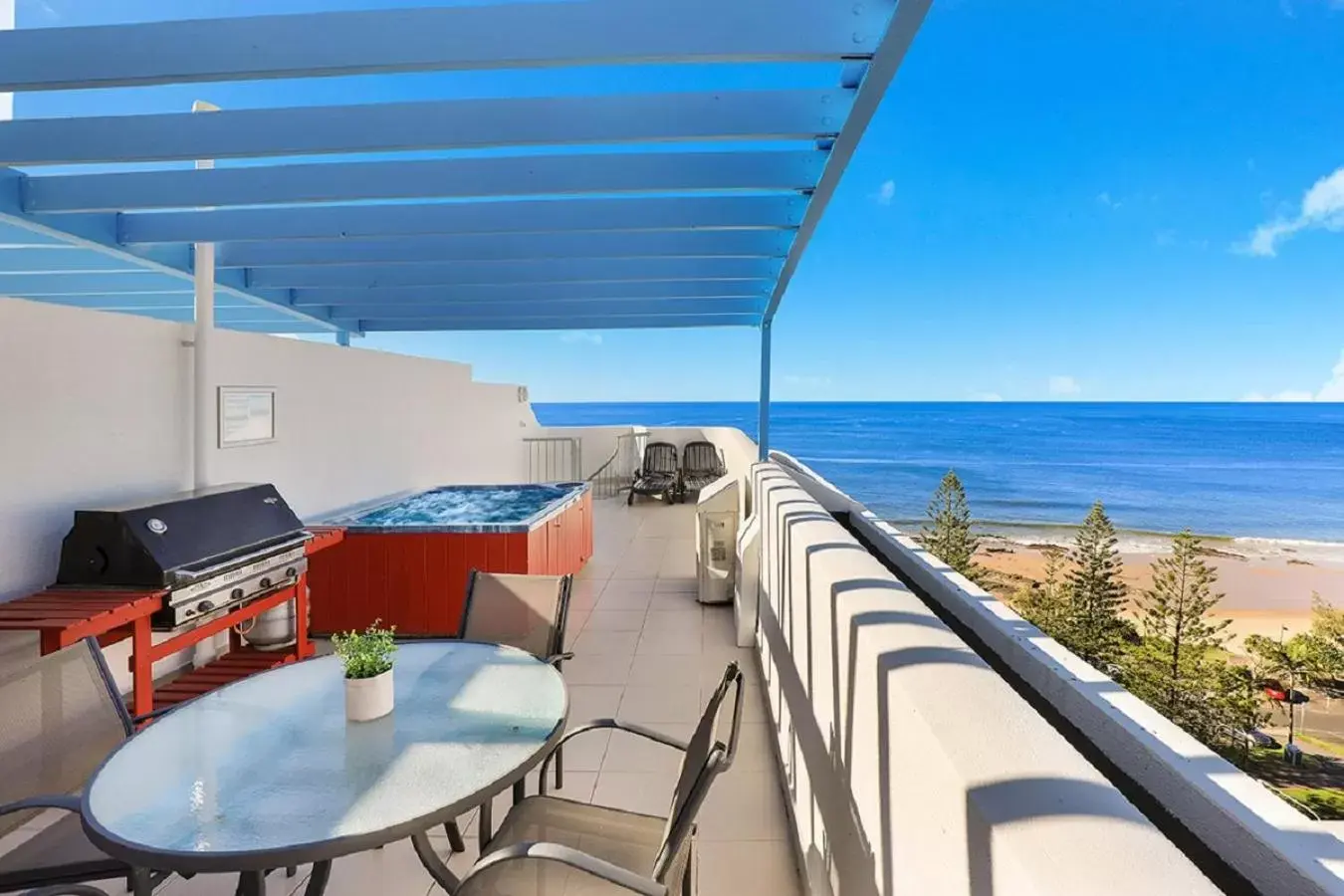 Hot Tub, Balcony/Terrace in Malibu Apartments
