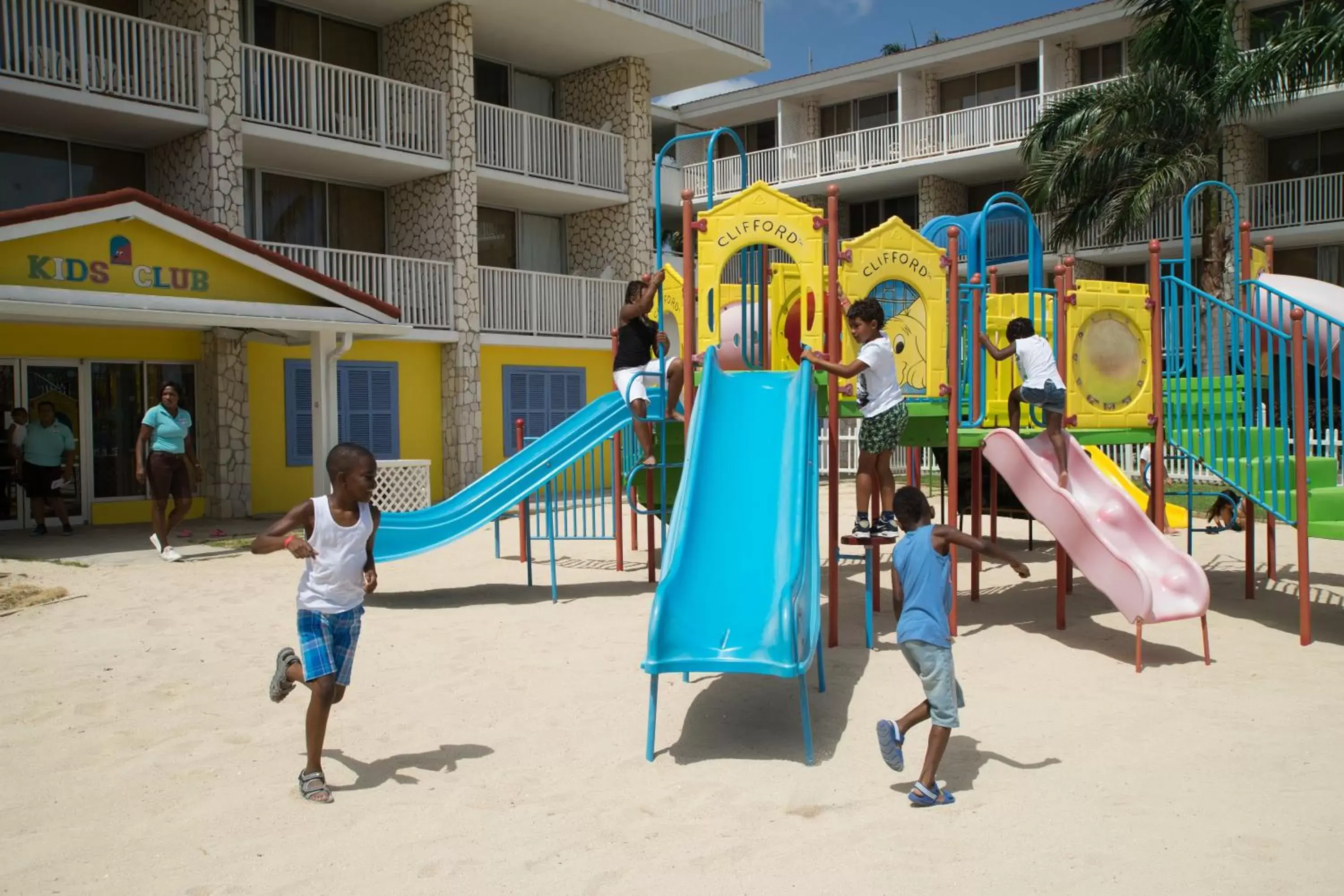 Area and facilities, Children in Holiday Inn Resort Montego Bay All Inclusive, an IHG Hotel