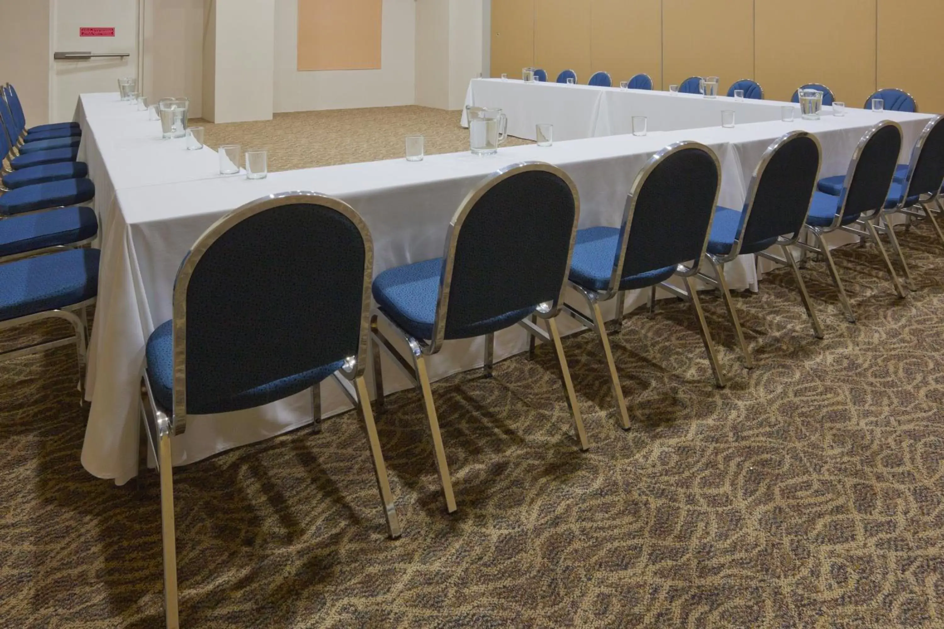 Meeting/conference room in Holiday Inn Express Ciudad Del Carmen, an IHG Hotel