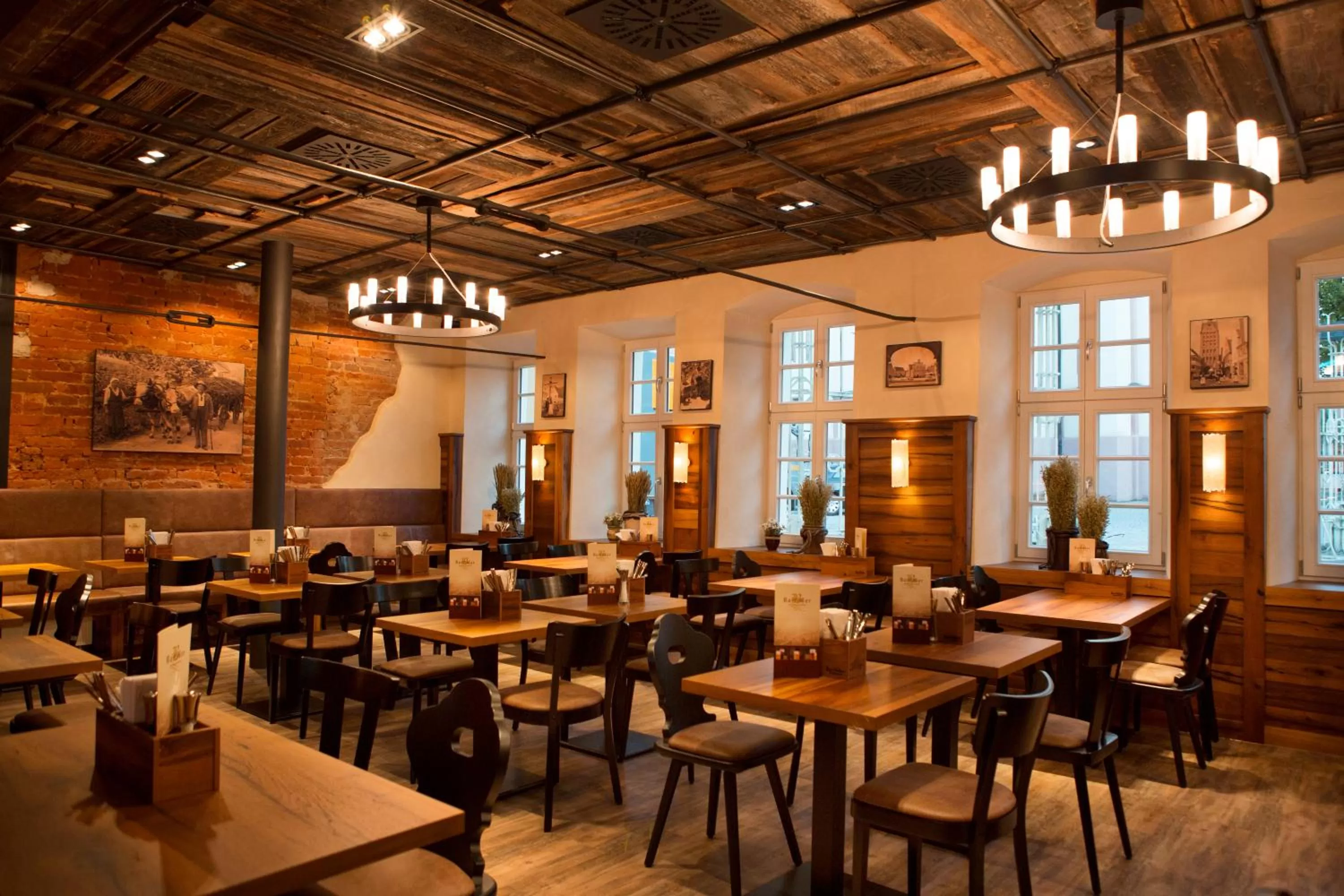 Restaurant/places to eat in RiKu HOTEL Weißenhorn