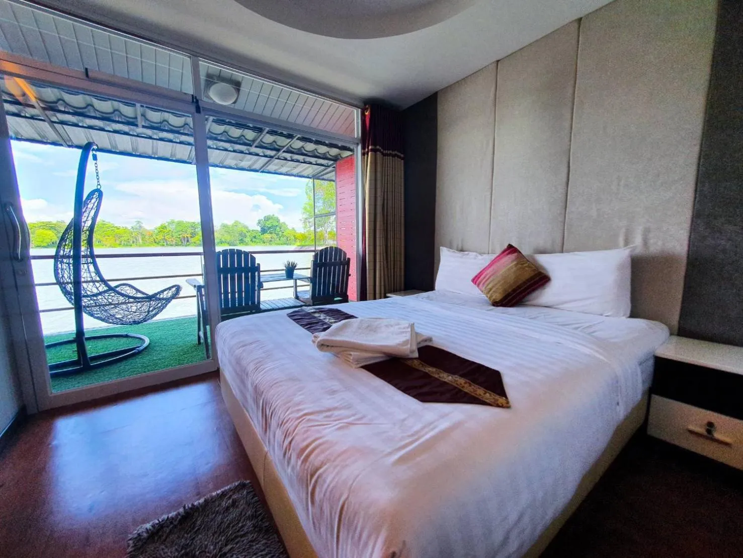 Photo of the whole room, Bed in Dreampark resort