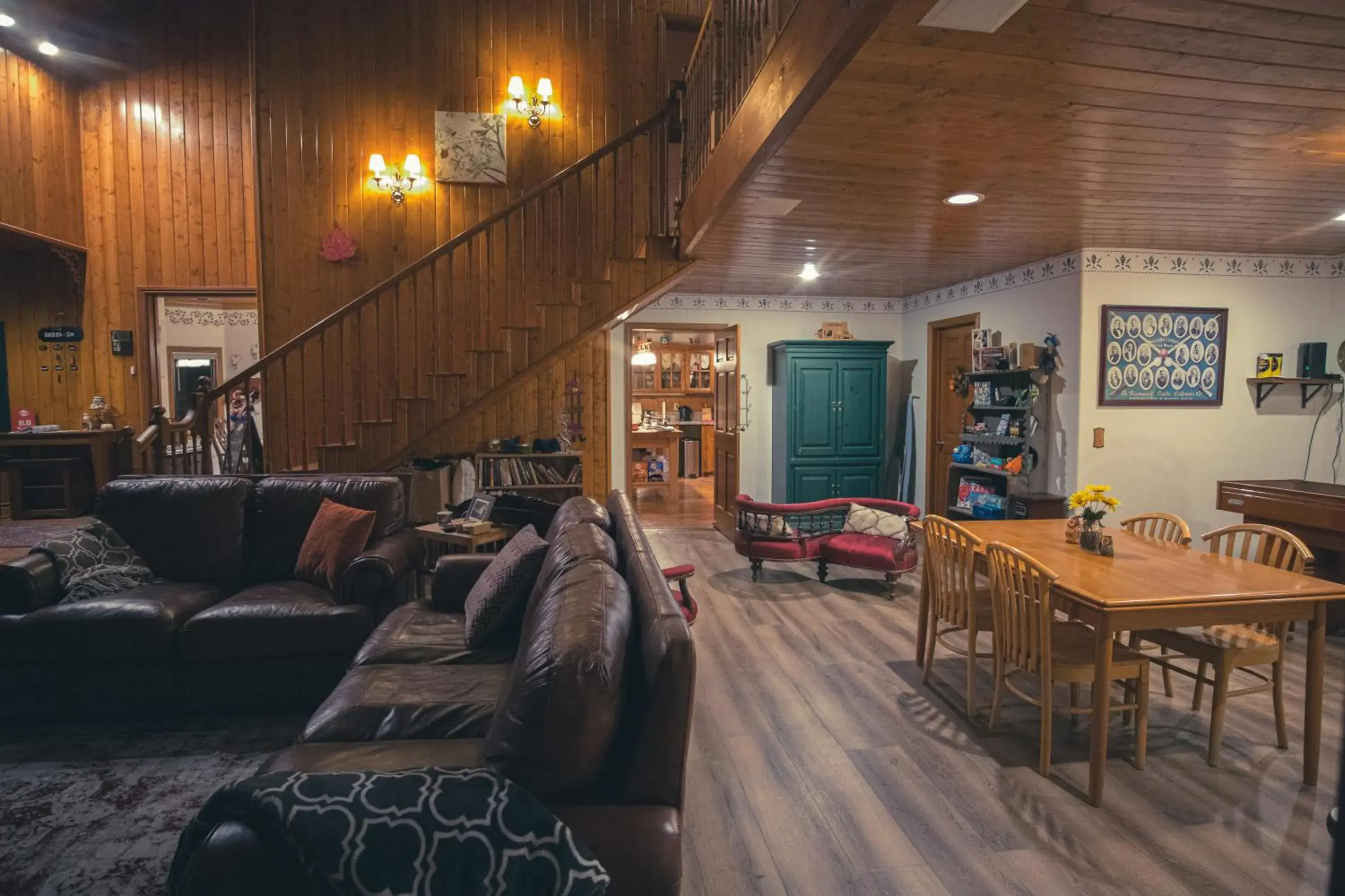 Living room, Seating Area in Tucker Peak Lodge