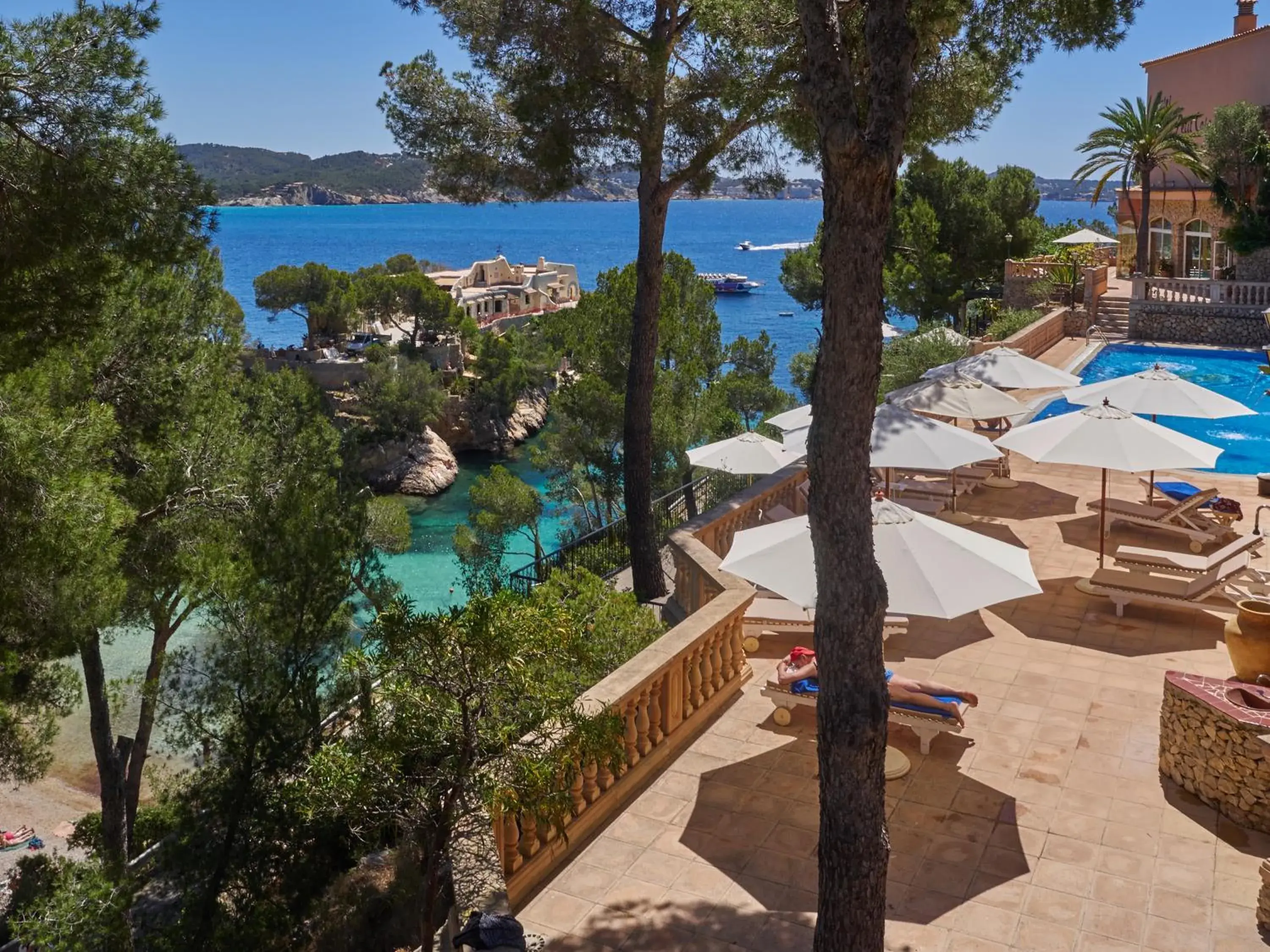 Balcony/Terrace, Pool View in Hotel Petit Cala Fornells