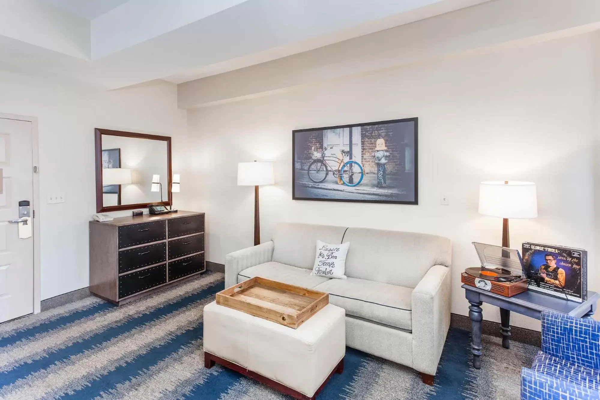 Living room, Seating Area in The Mercantile Hotel