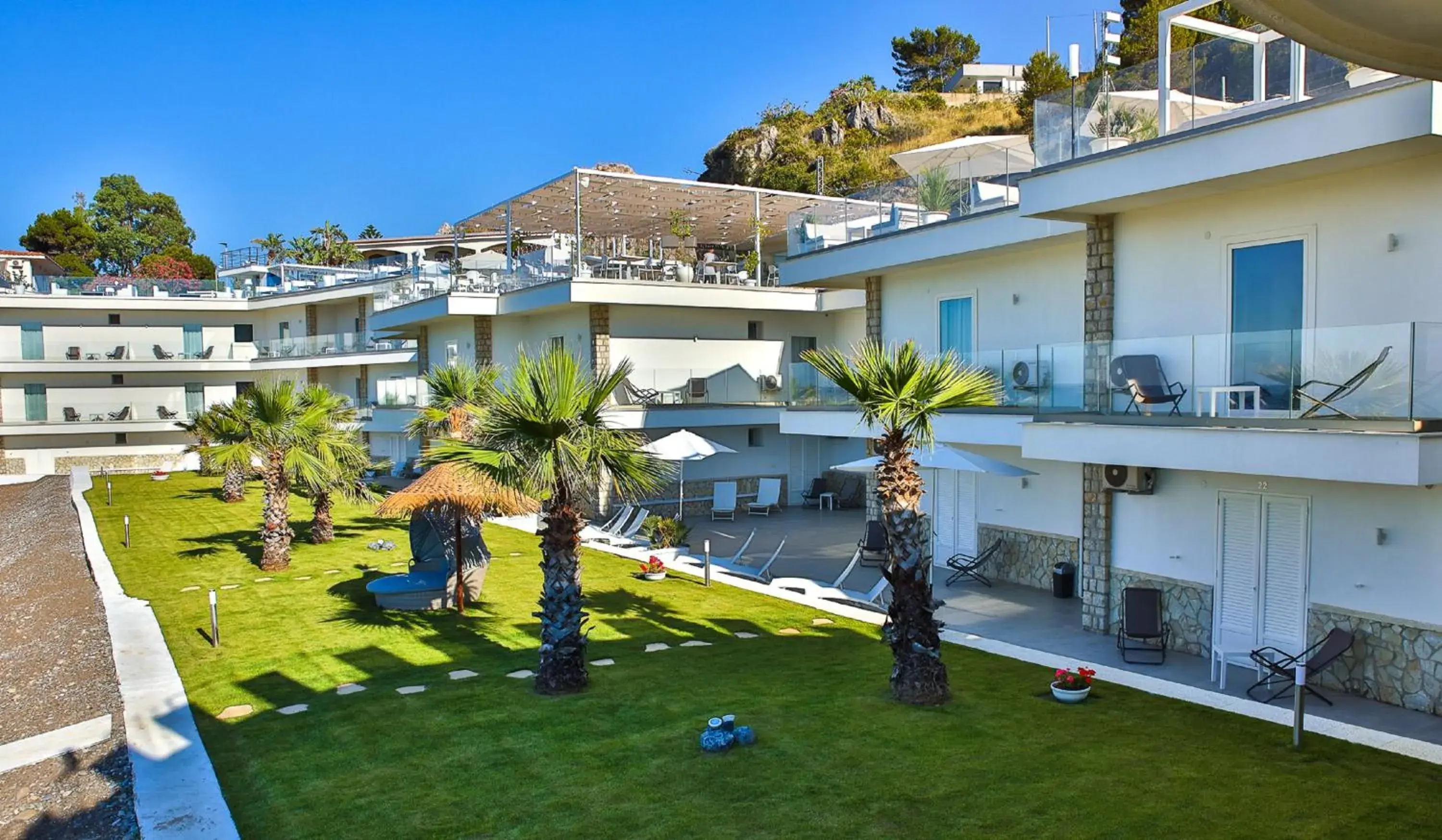 Garden, Property Building in Hotel Sporting Club