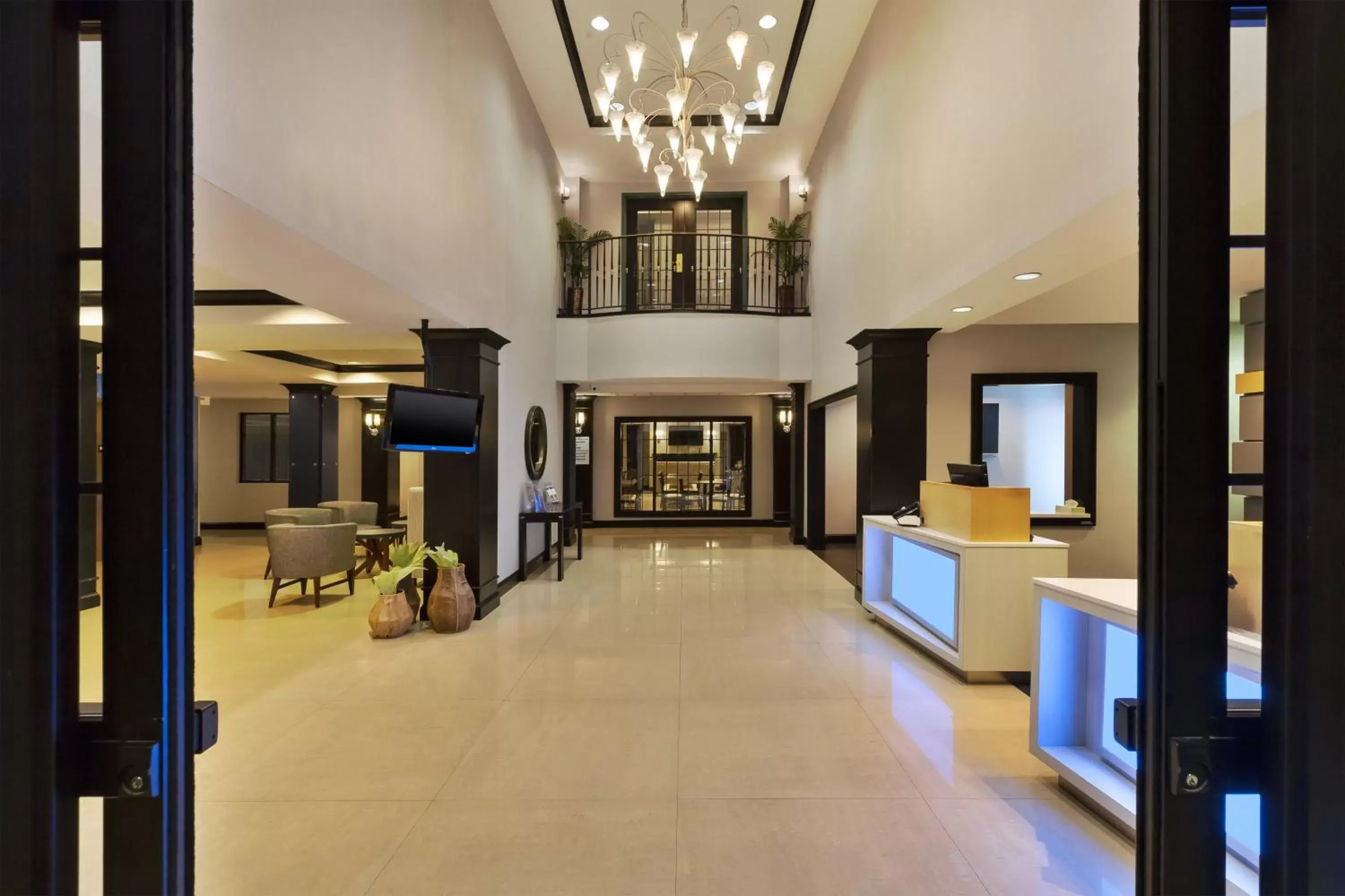 Property building in Holiday Inn Express Hotel & Suites Warminster-Horsham by IHG Property building in Holiday Inn Express Hotel & Suites Warminster-Horsham by IHG