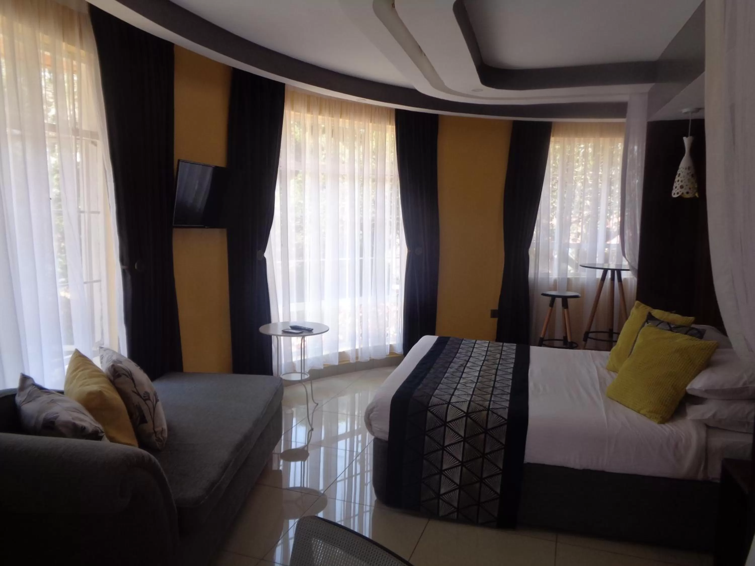 Photo of the whole room, Bed in The Clarice House