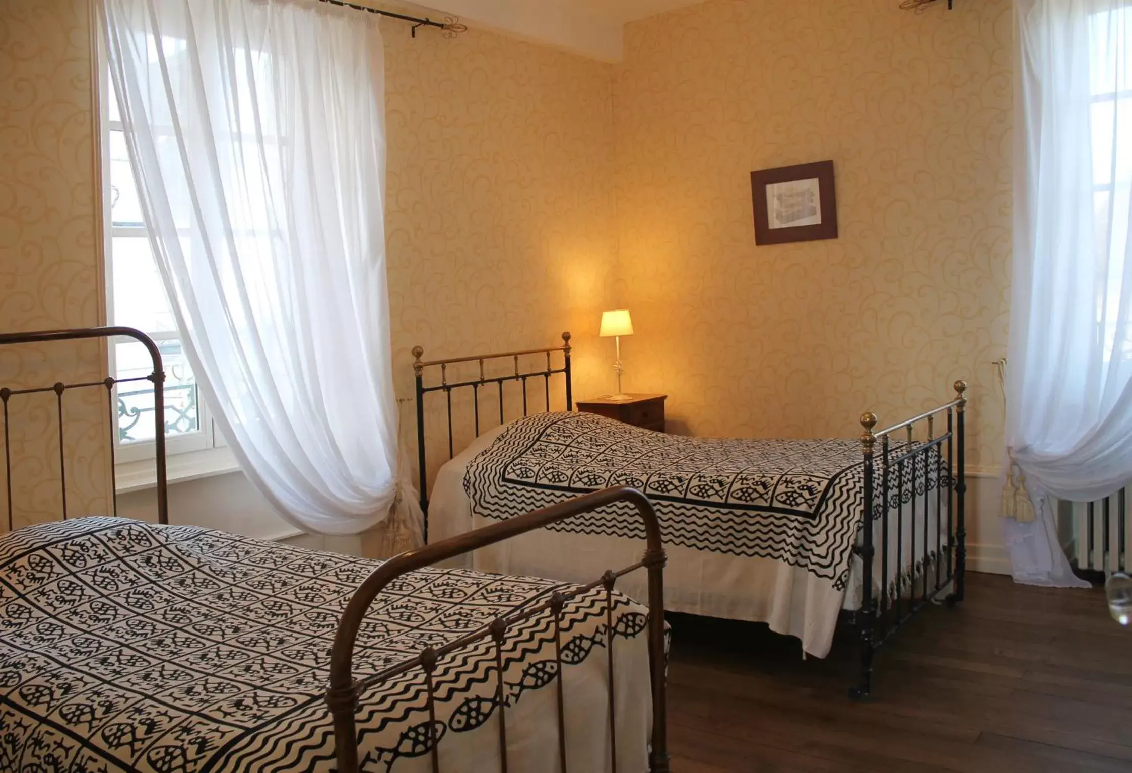 Photo of the whole room, Bed in Chambres d'hôtes La Distillerie B&B