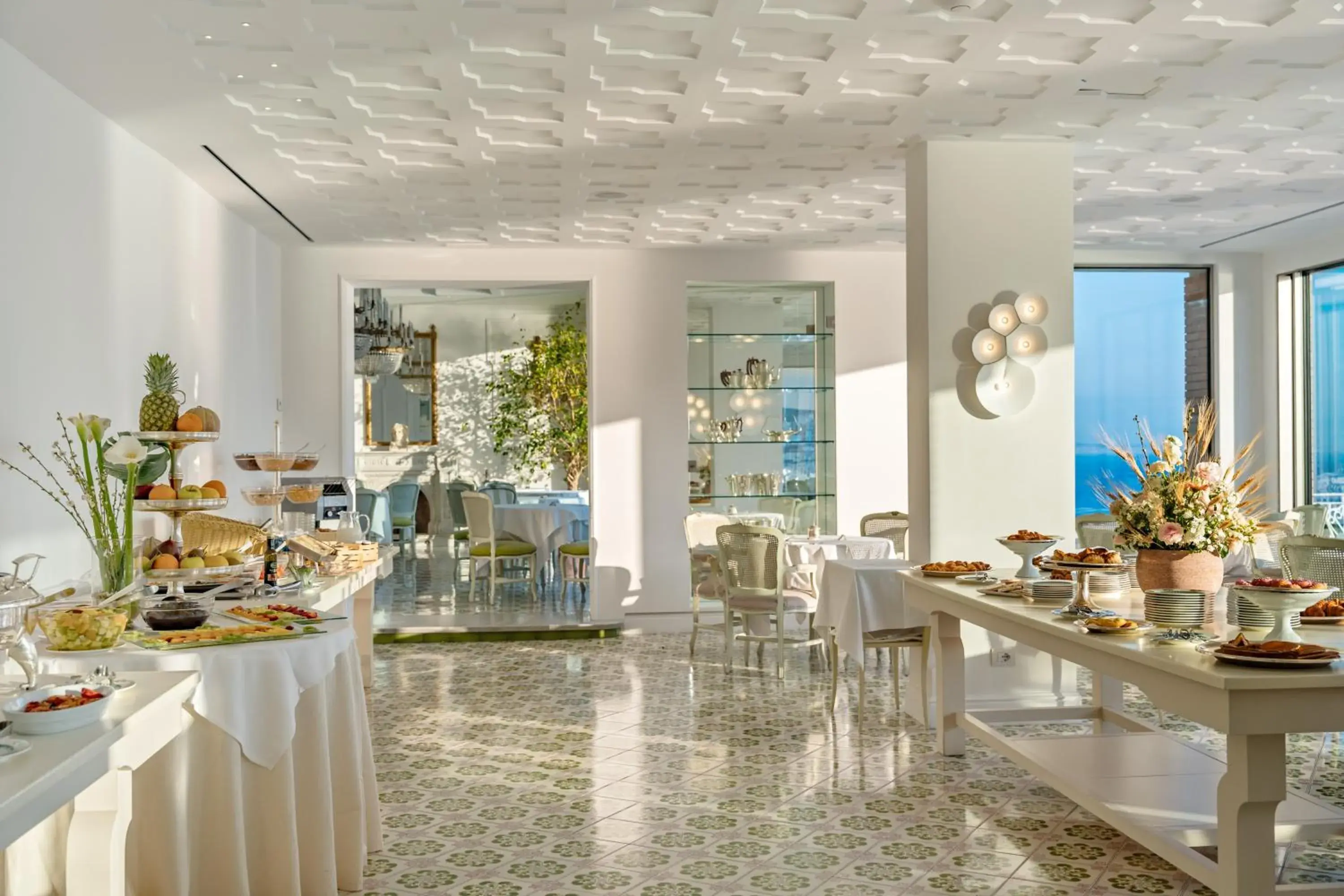 Breakfast, Restaurant/Places to Eat in Hotel Belair