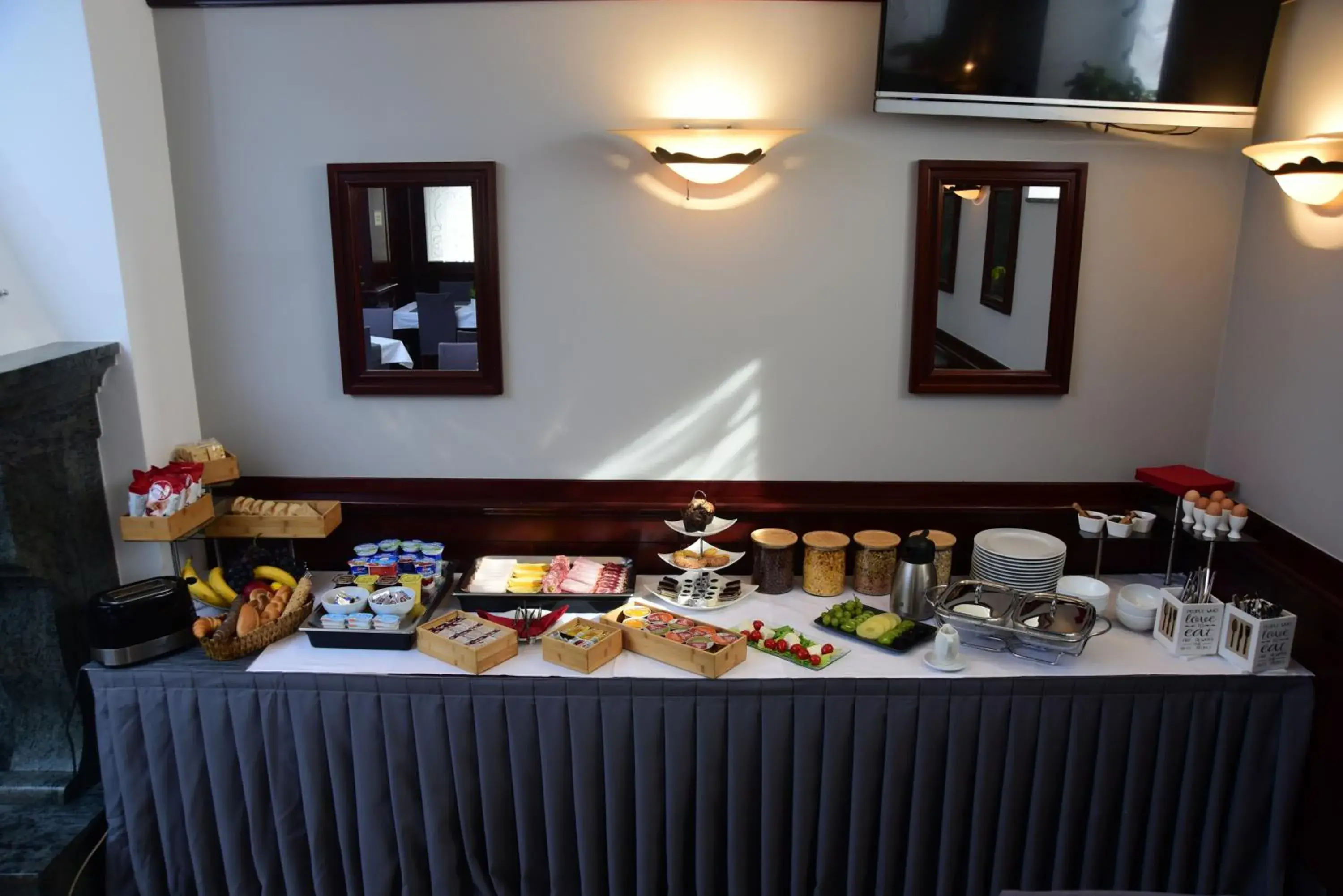 Food and drinks, Food in Hotel Meridijan16