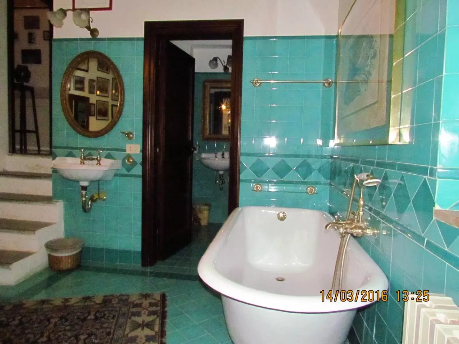Bathroom in Villa Maria Bed & Breakfast, Corridonia, Marche