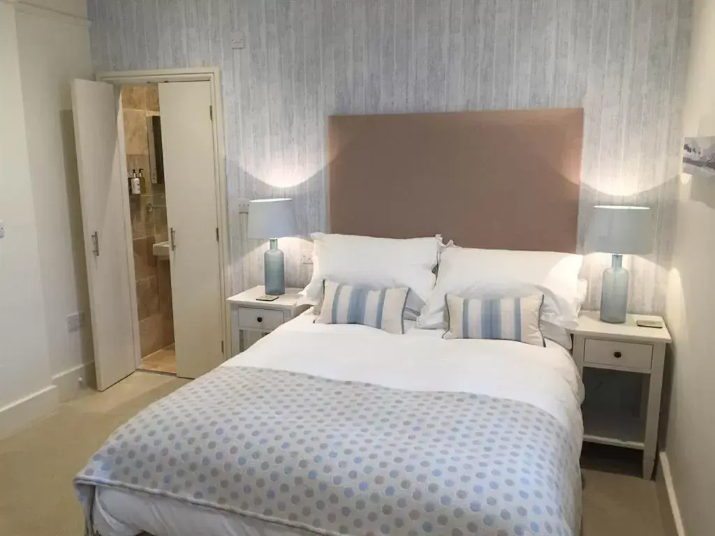 Bedroom, Bed in The George Inn Bedroom, Bed in The George Inn