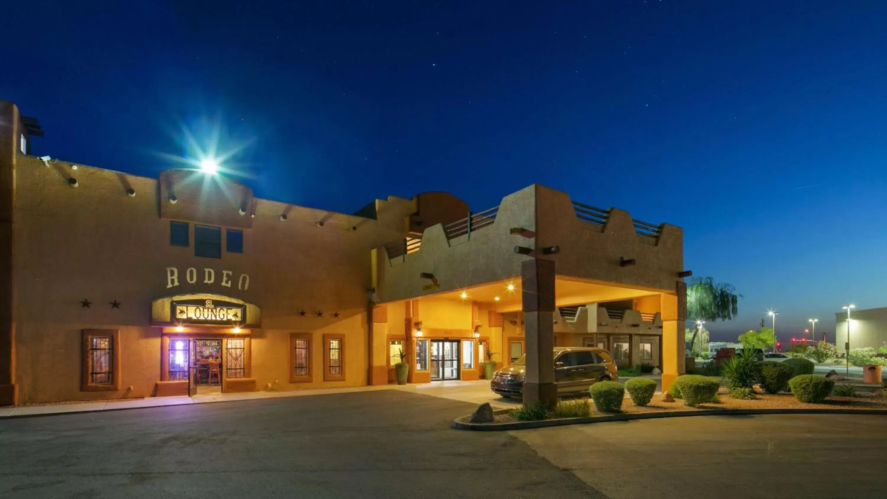 Property Building in Best Western Gold Canyon Inn & Suites