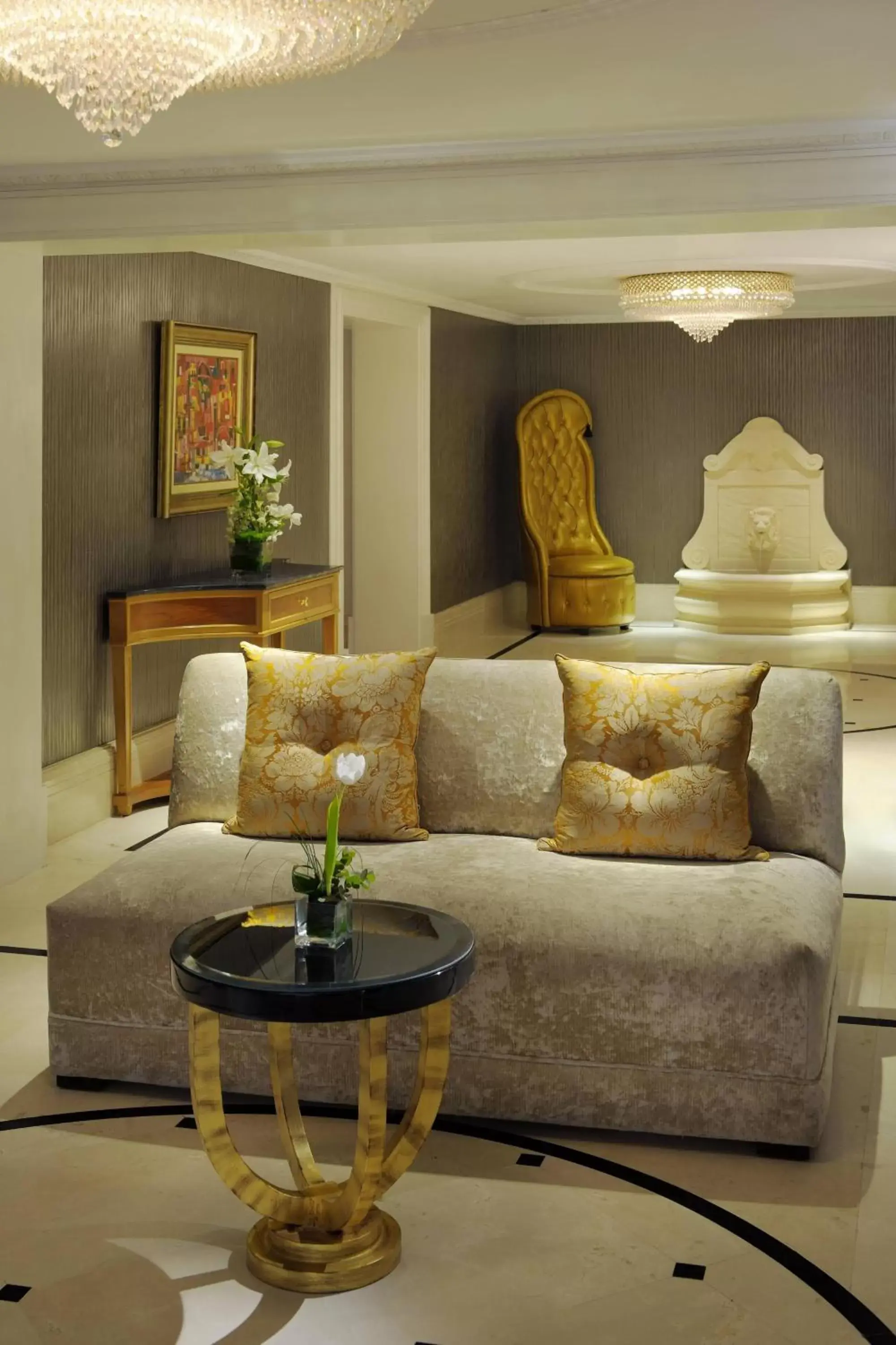 Bedroom, Lobby/Reception in Cairo Marriott Hotel & Omar Khayyam Casino