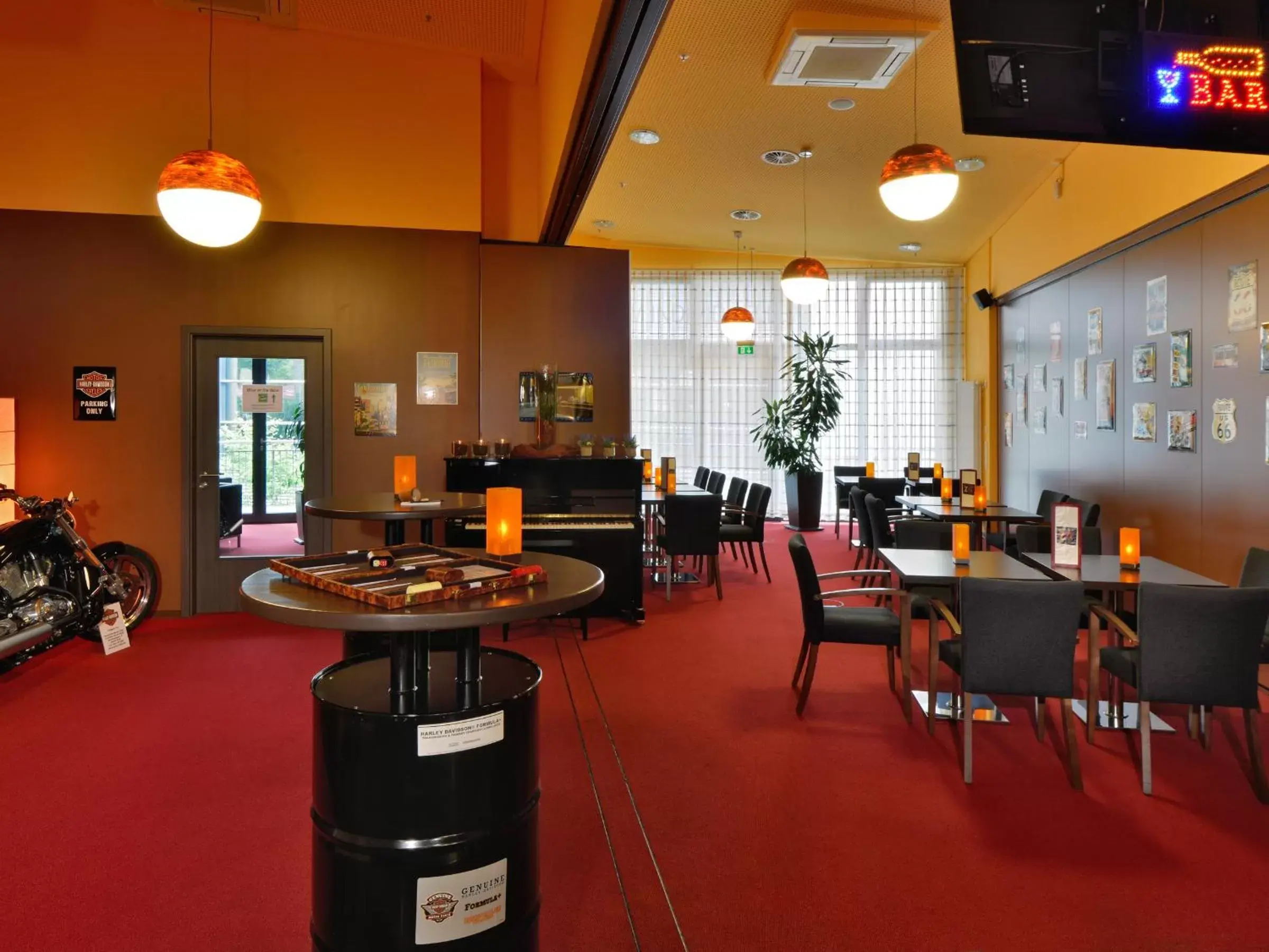 Lounge or bar, Restaurant/Places to Eat in Best Western Plus Konrad Zuse Hotel