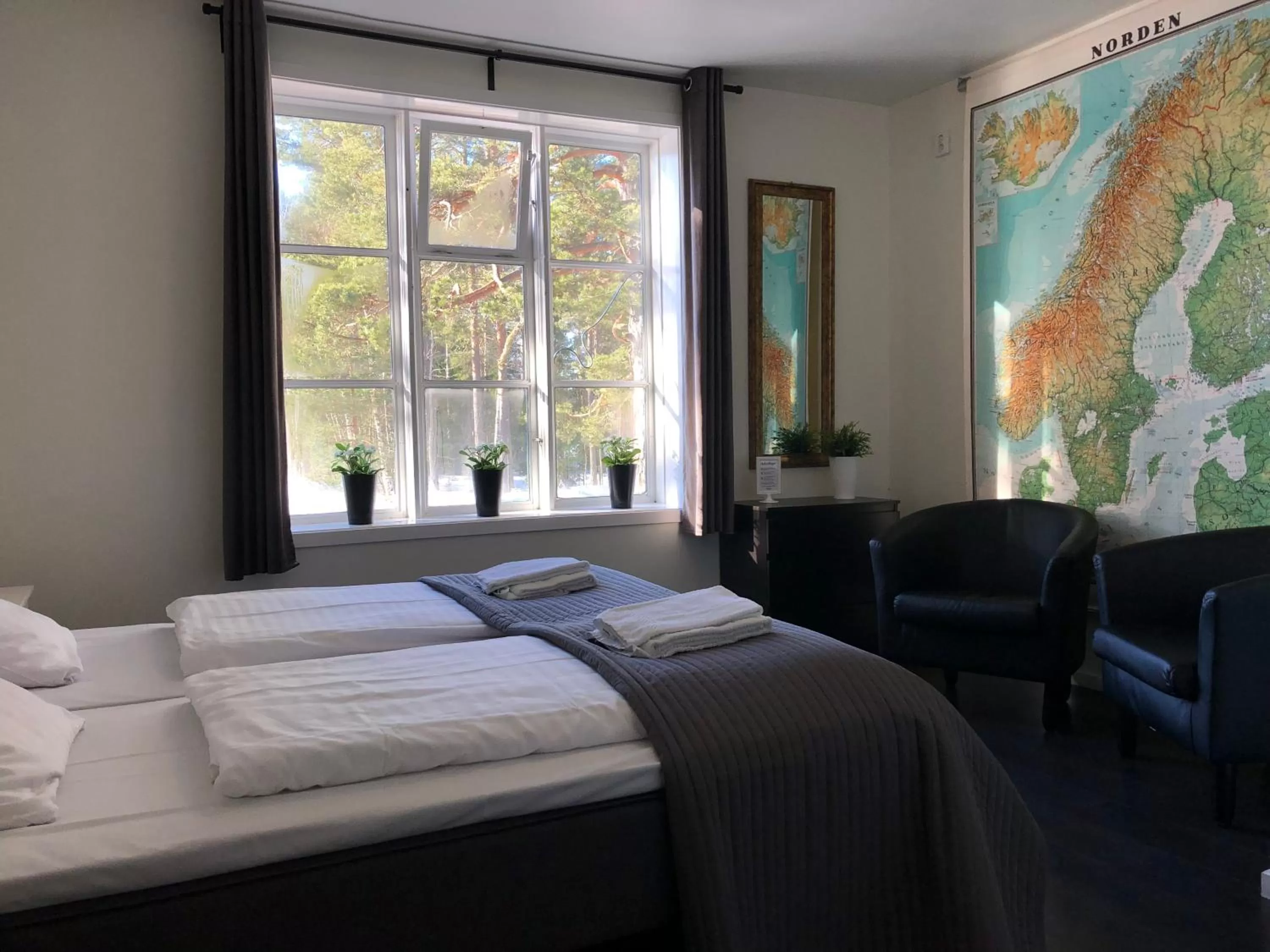 Photo of the whole room, Bed in Hedenstugan B&B Hotel