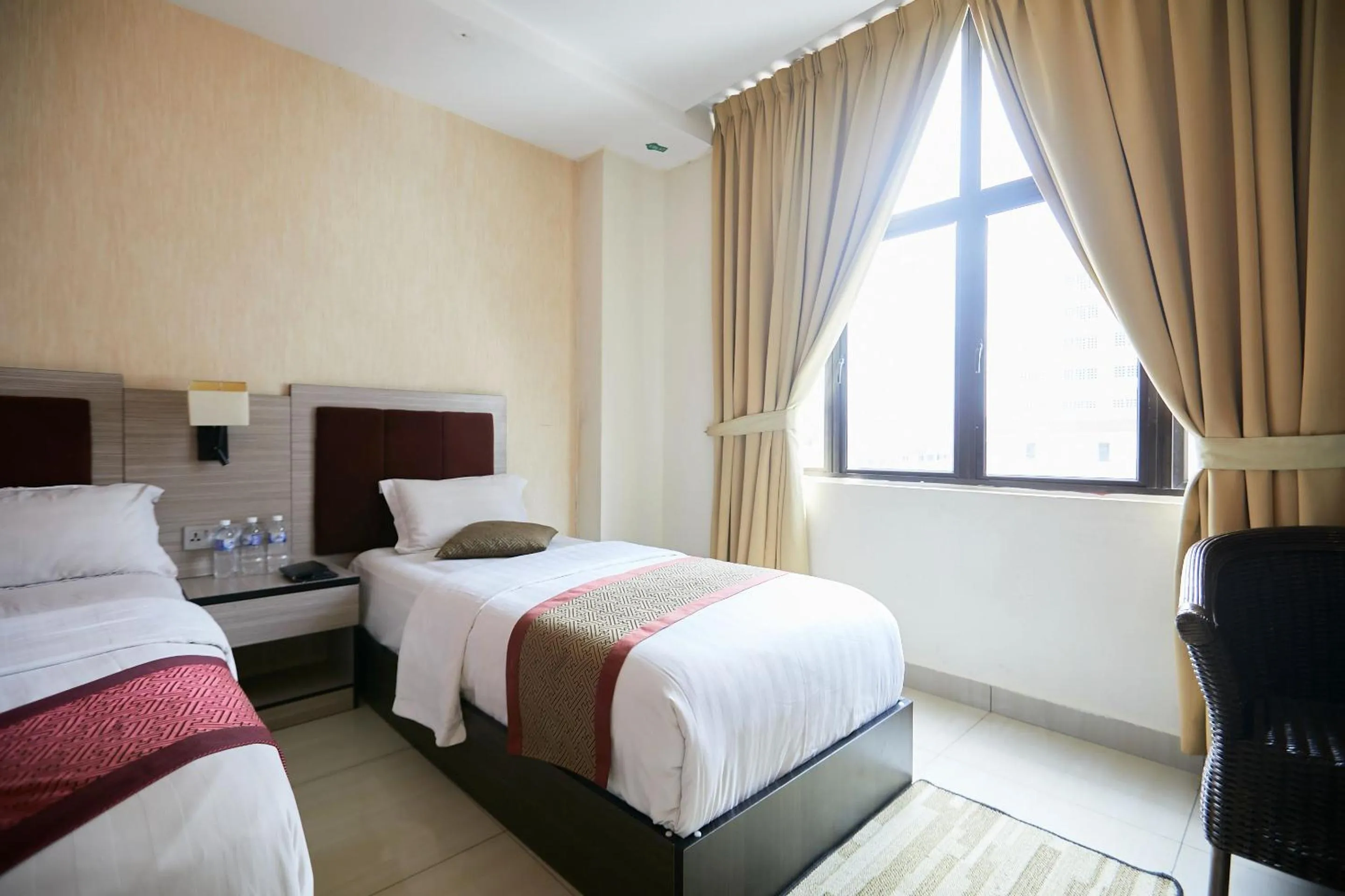 Bedroom in Dolphin Hotel, Chow Kit Kuala Lumpur