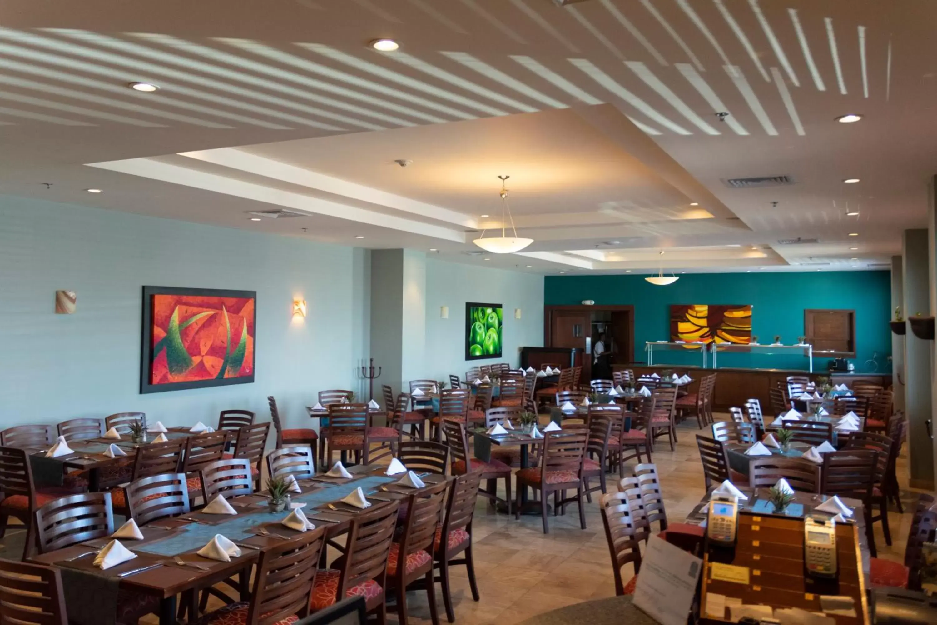 Restaurant/Places to Eat in Hotel Aeropuerto Los Cabos