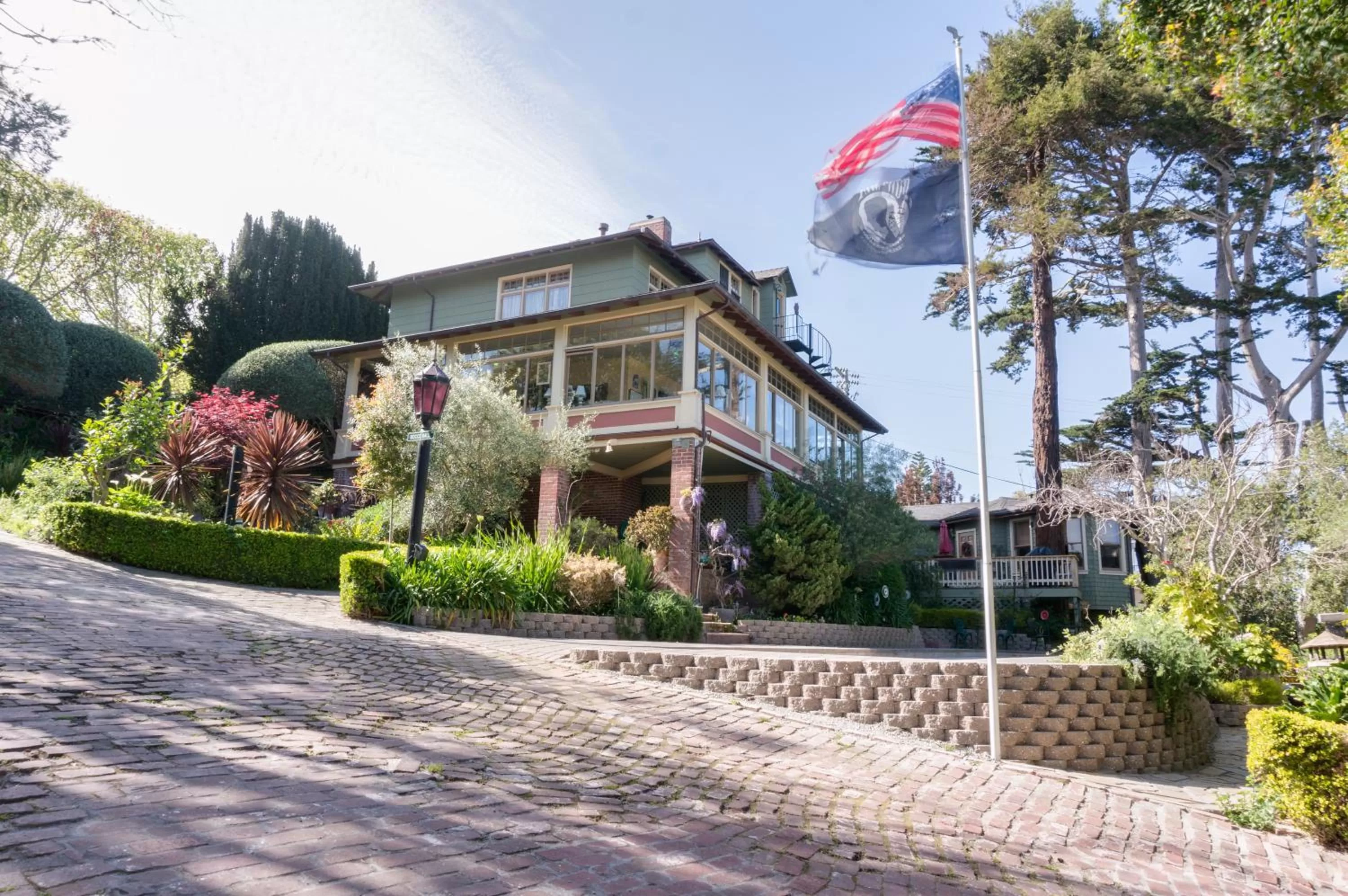 Facade/entrance, Property Building in The Jabberwock Bed & Breakfast