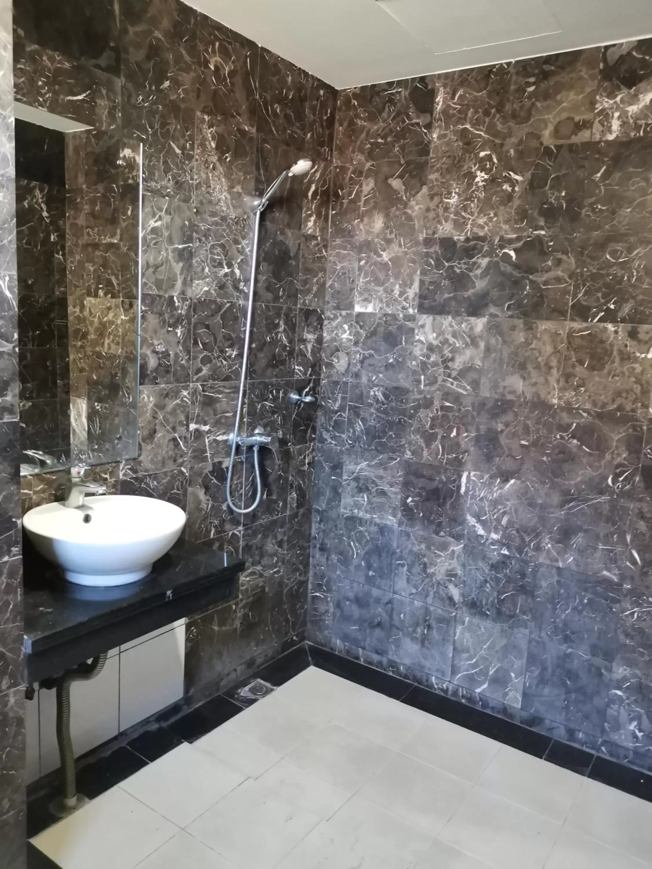 Shower, Bathroom in Fratini's Hotel Labuan