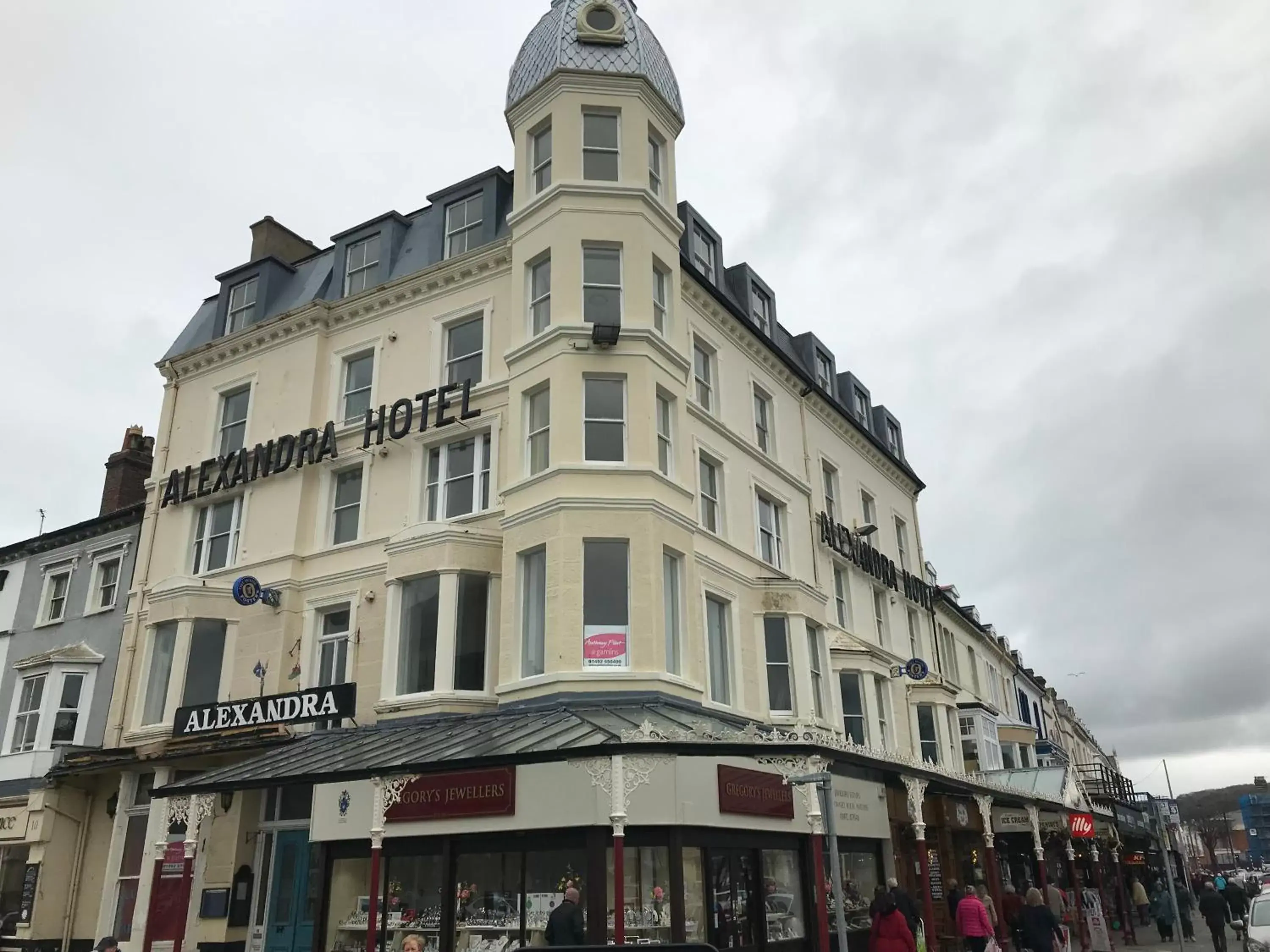 Property Building in The New Alexandra Hotel