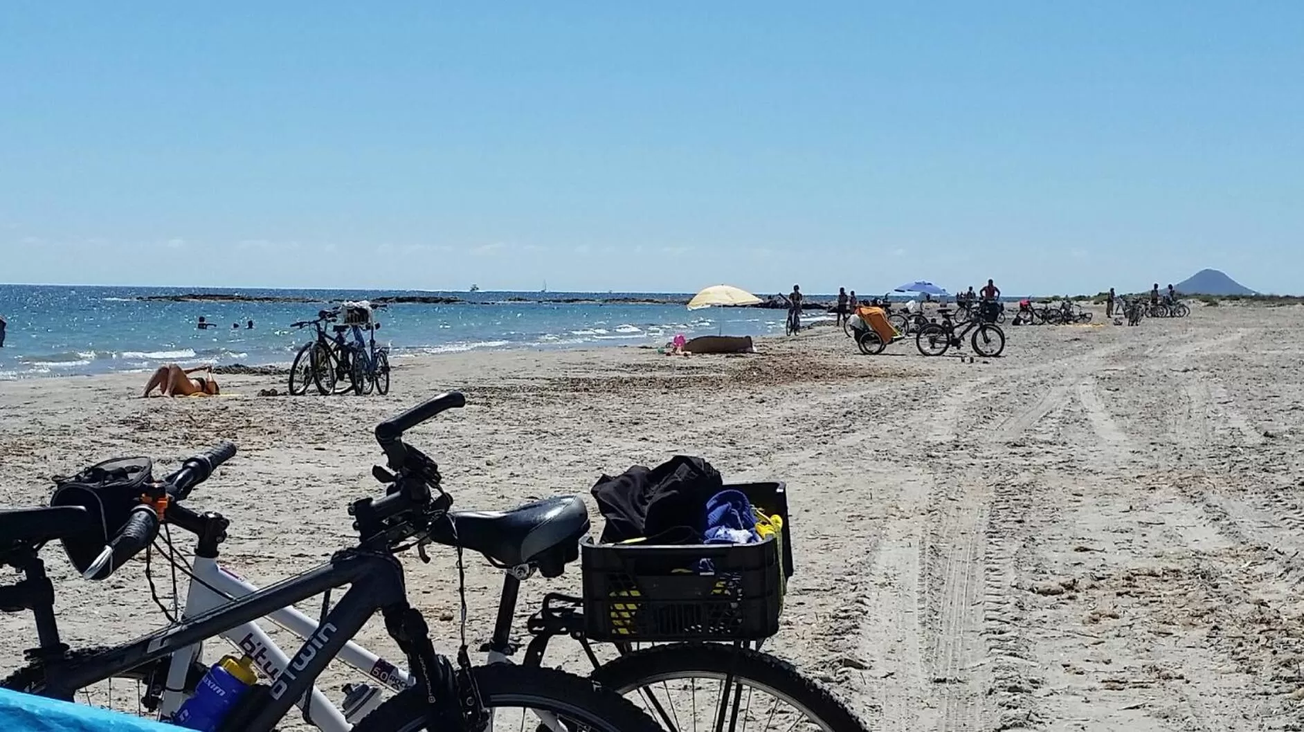 People in Hotel Arce