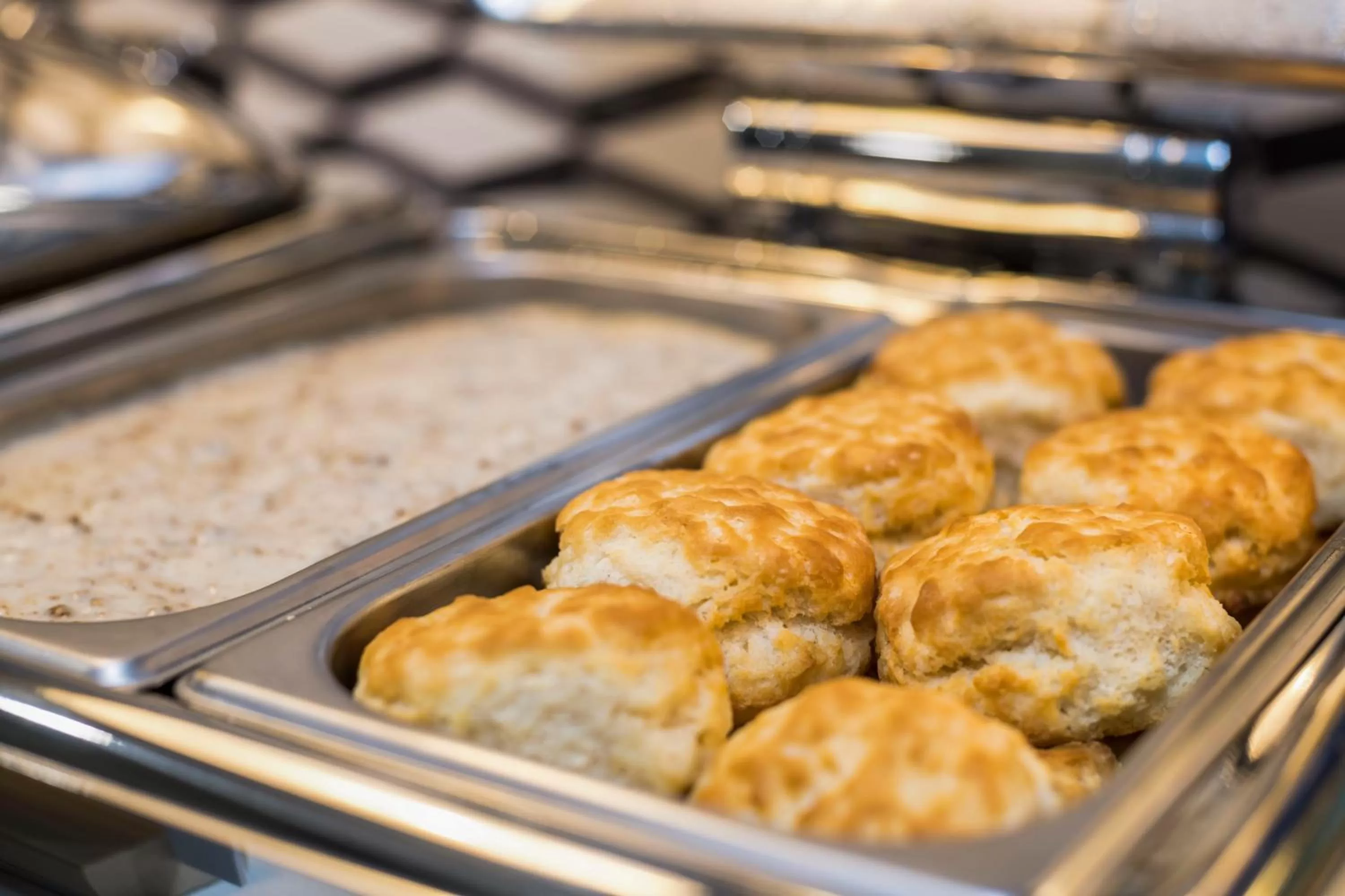 Breakfast in Holiday Inn Express Chicago Northwest-Vernon Hills by IHG