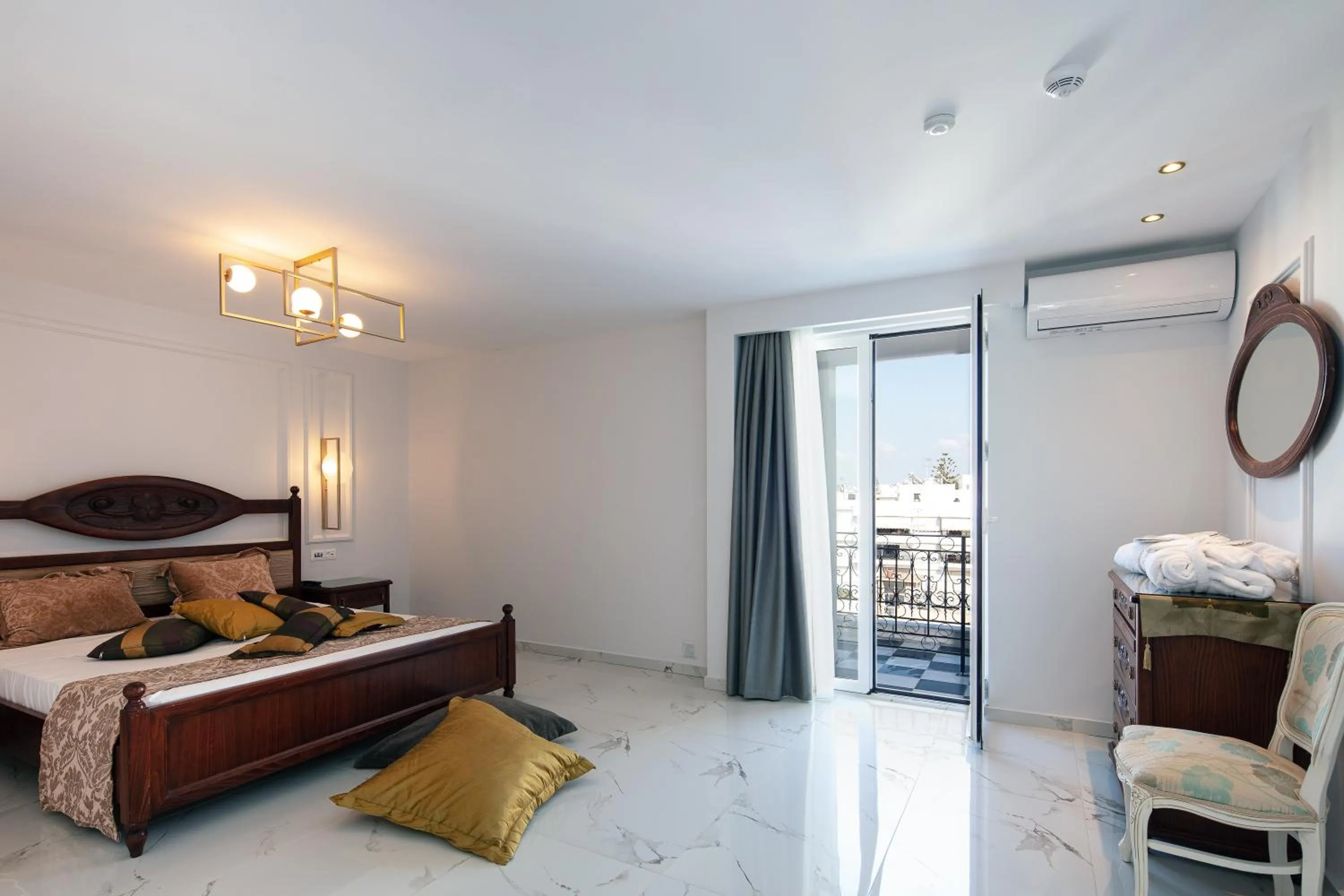 Bedroom, Bed in Jo An Palace