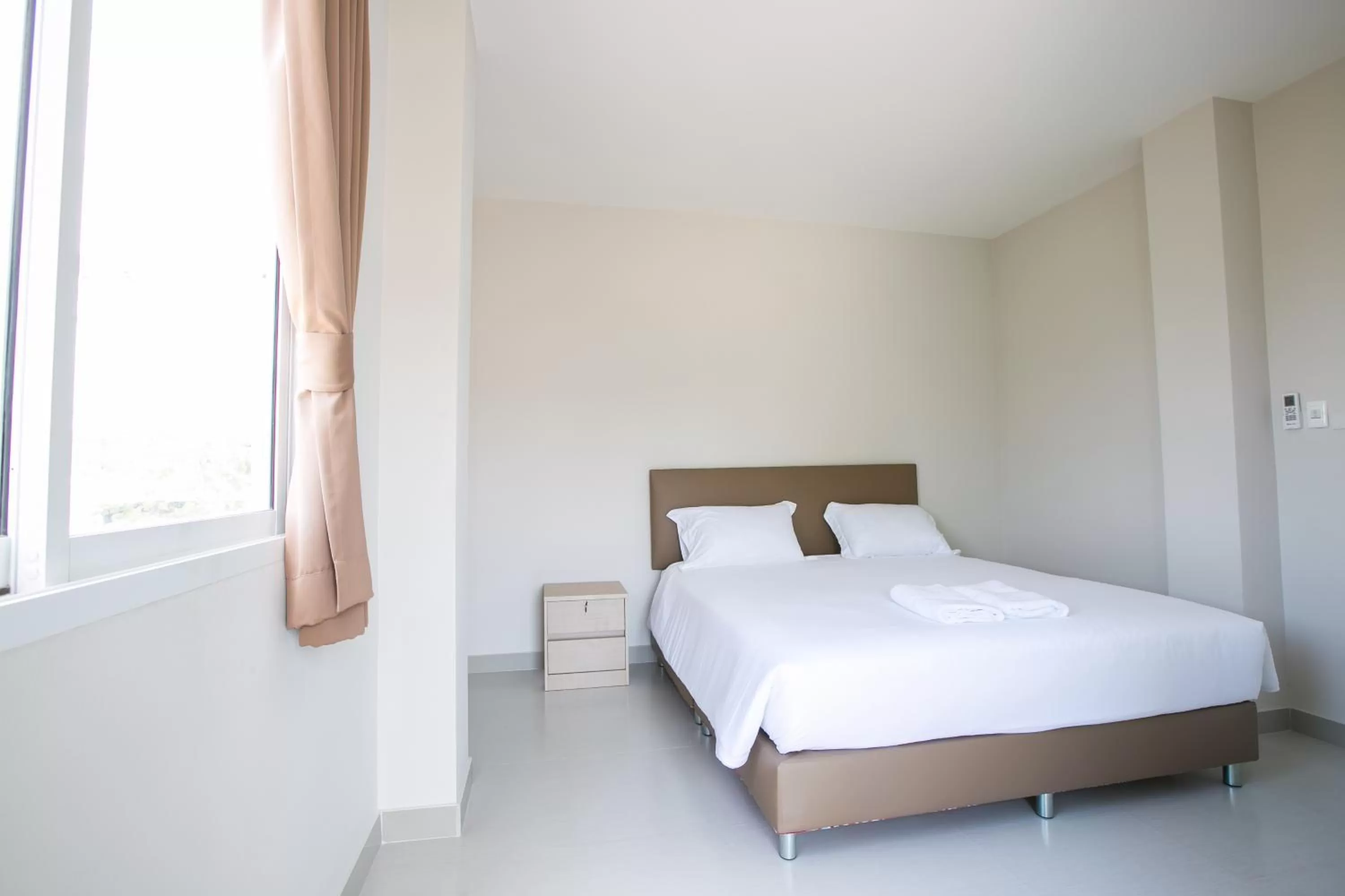 Bedroom in J-House Phetchaburi