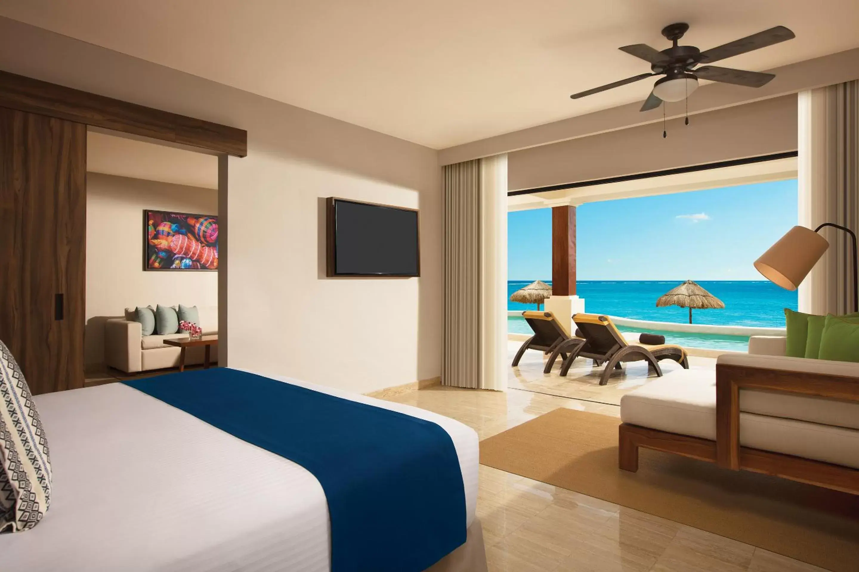 Bedroom in Dreams Sapphire Resort & Spa