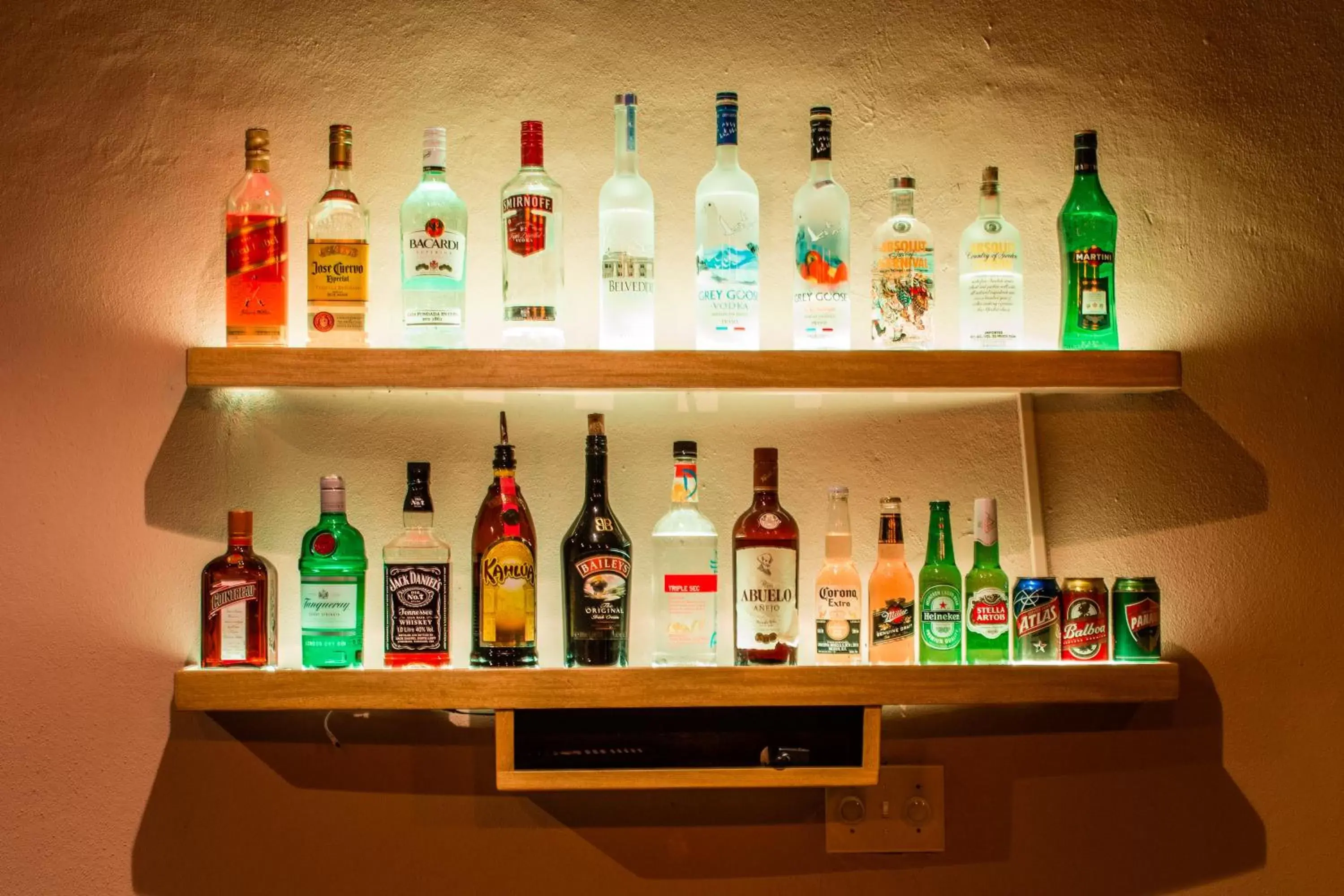 Lounge or bar in The Inn at Palo Alto Lounge or bar in The Inn at Palo Alto