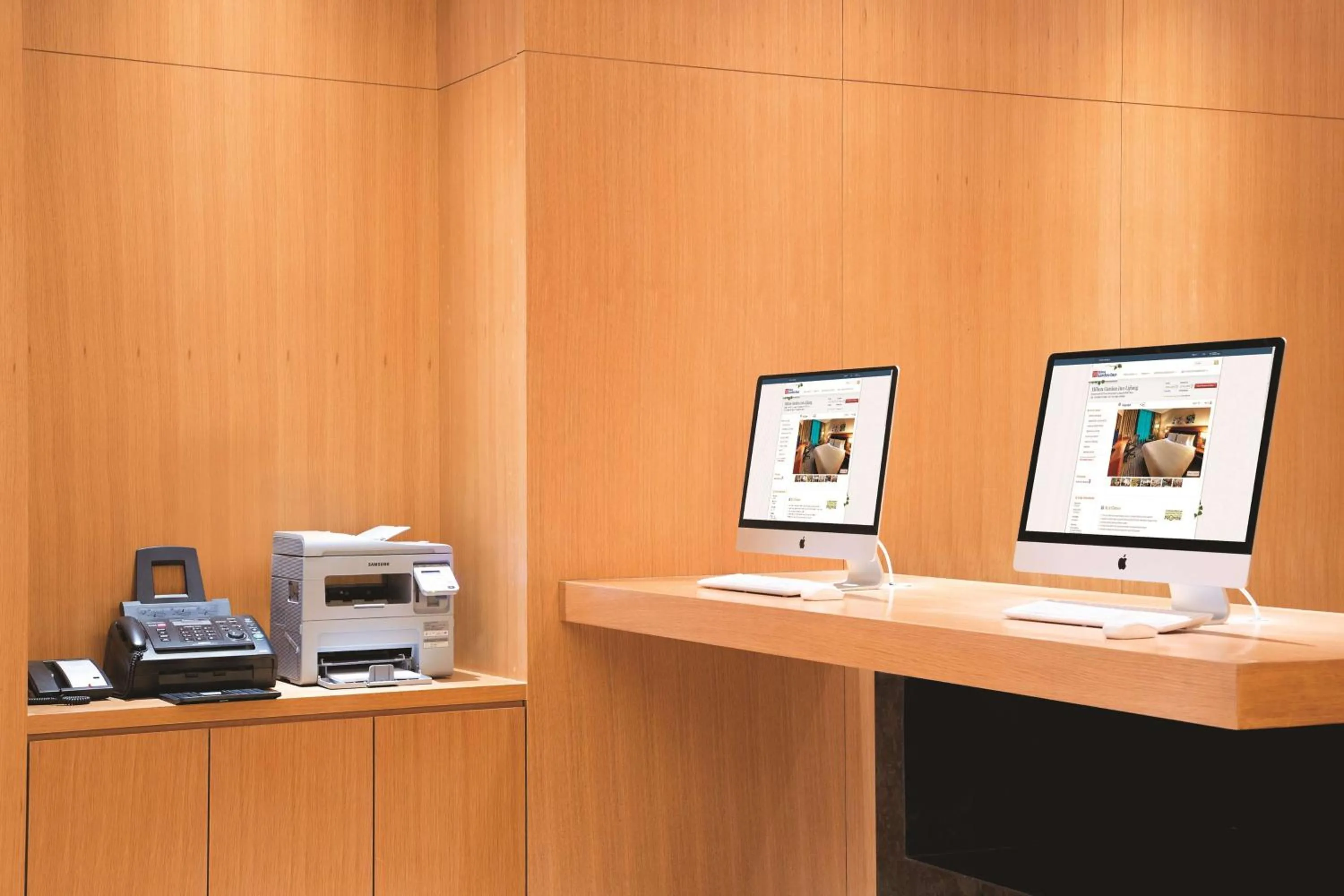 Business facilities in Hilton Garden Inn Lijiang