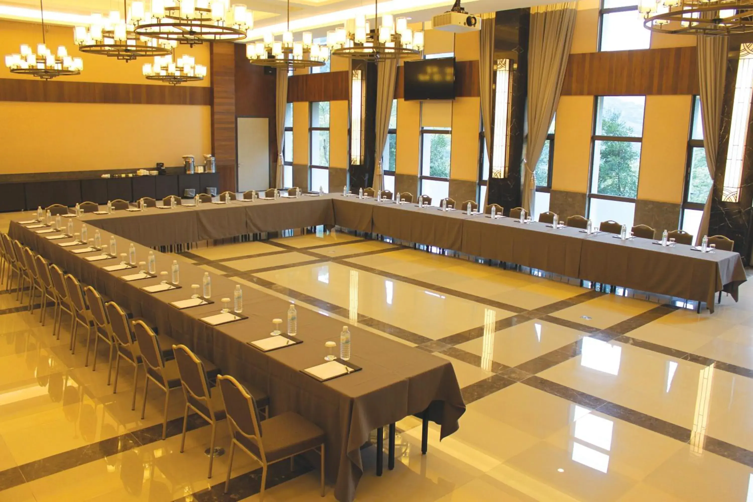 Business facilities in Great Roots Forestry Spa Resort