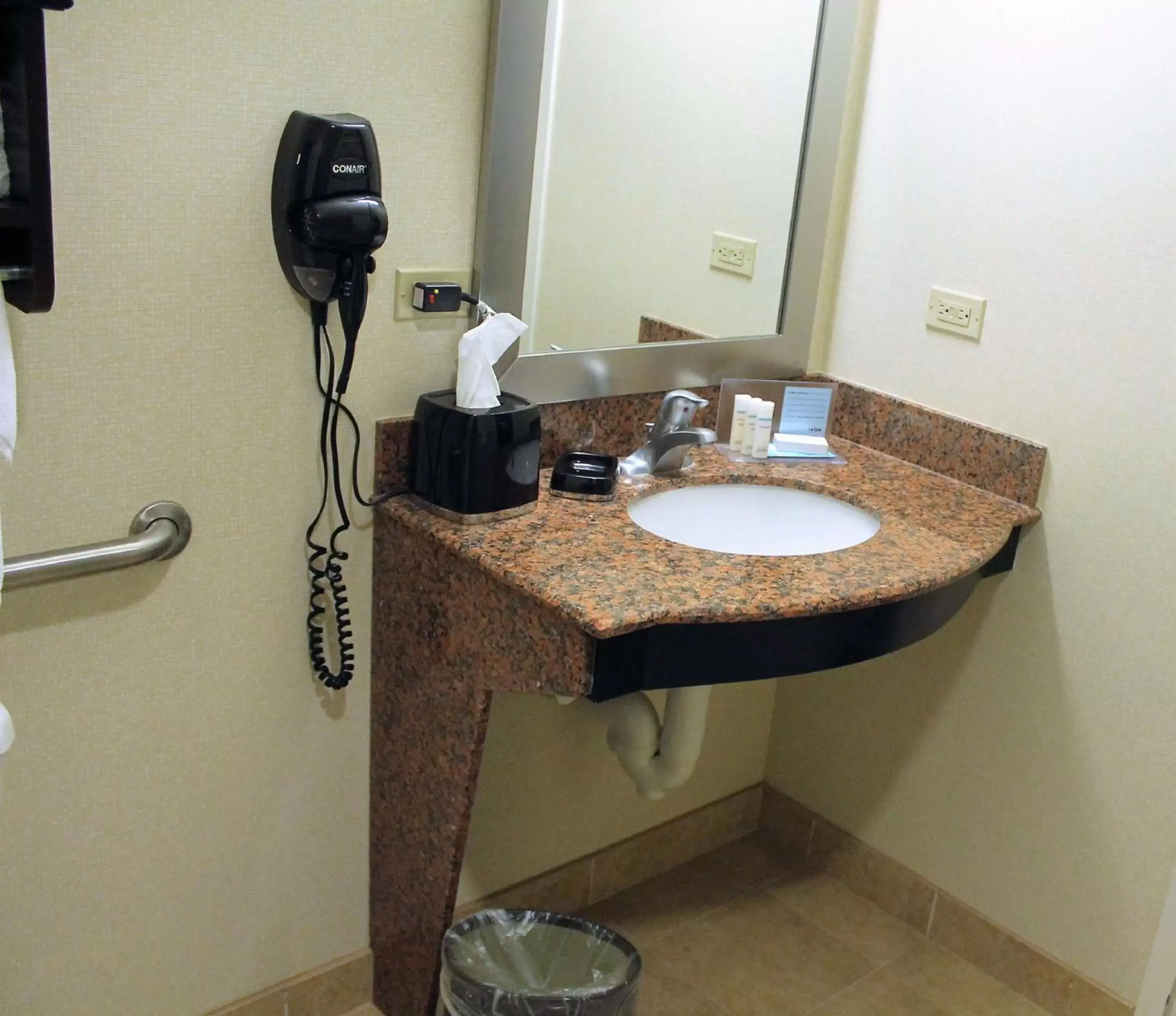 Bathroom in Hampton Inn By Hilton And Suites New Iberia