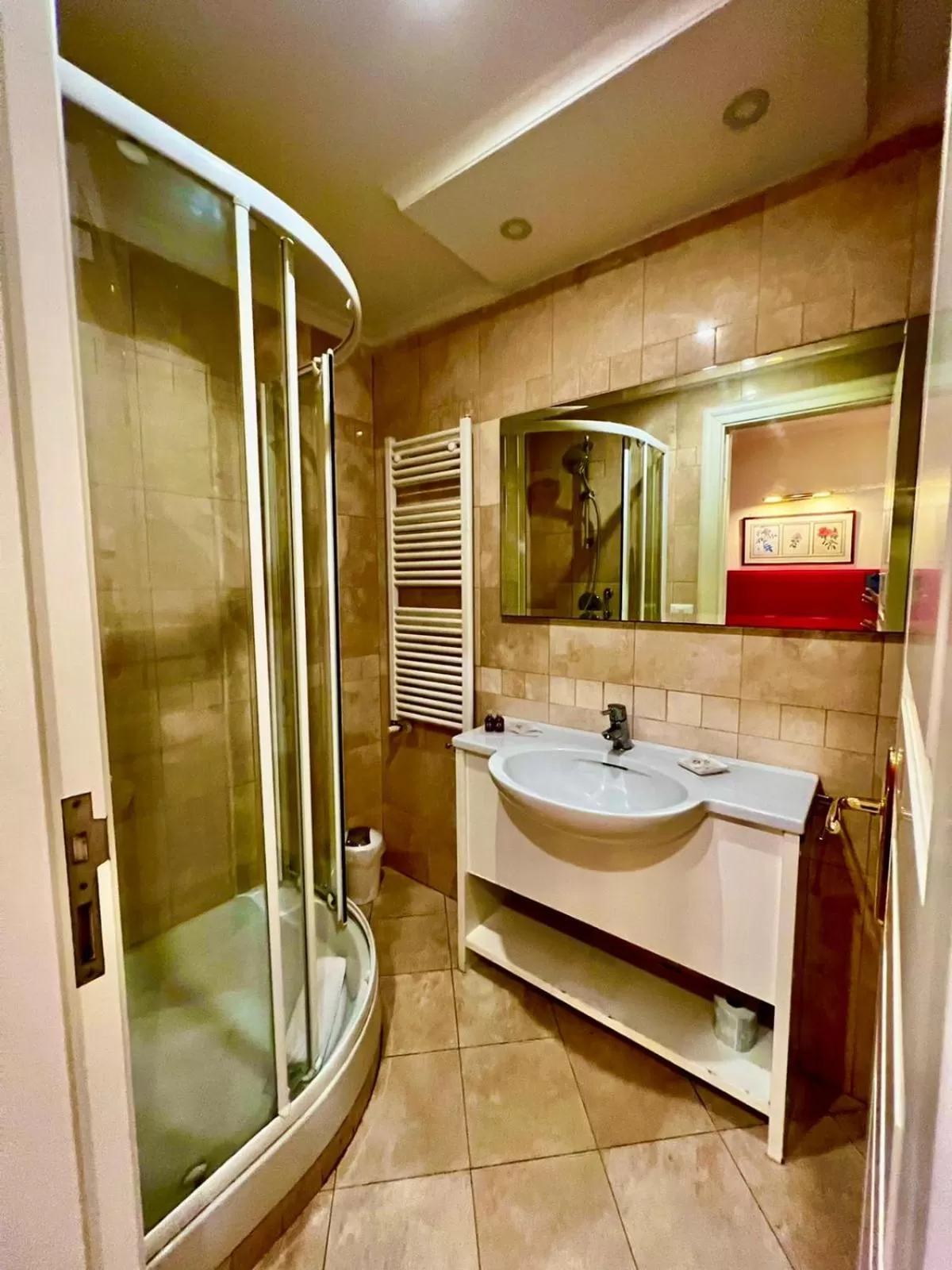 Bathroom in Quirinale luxury suite Roma