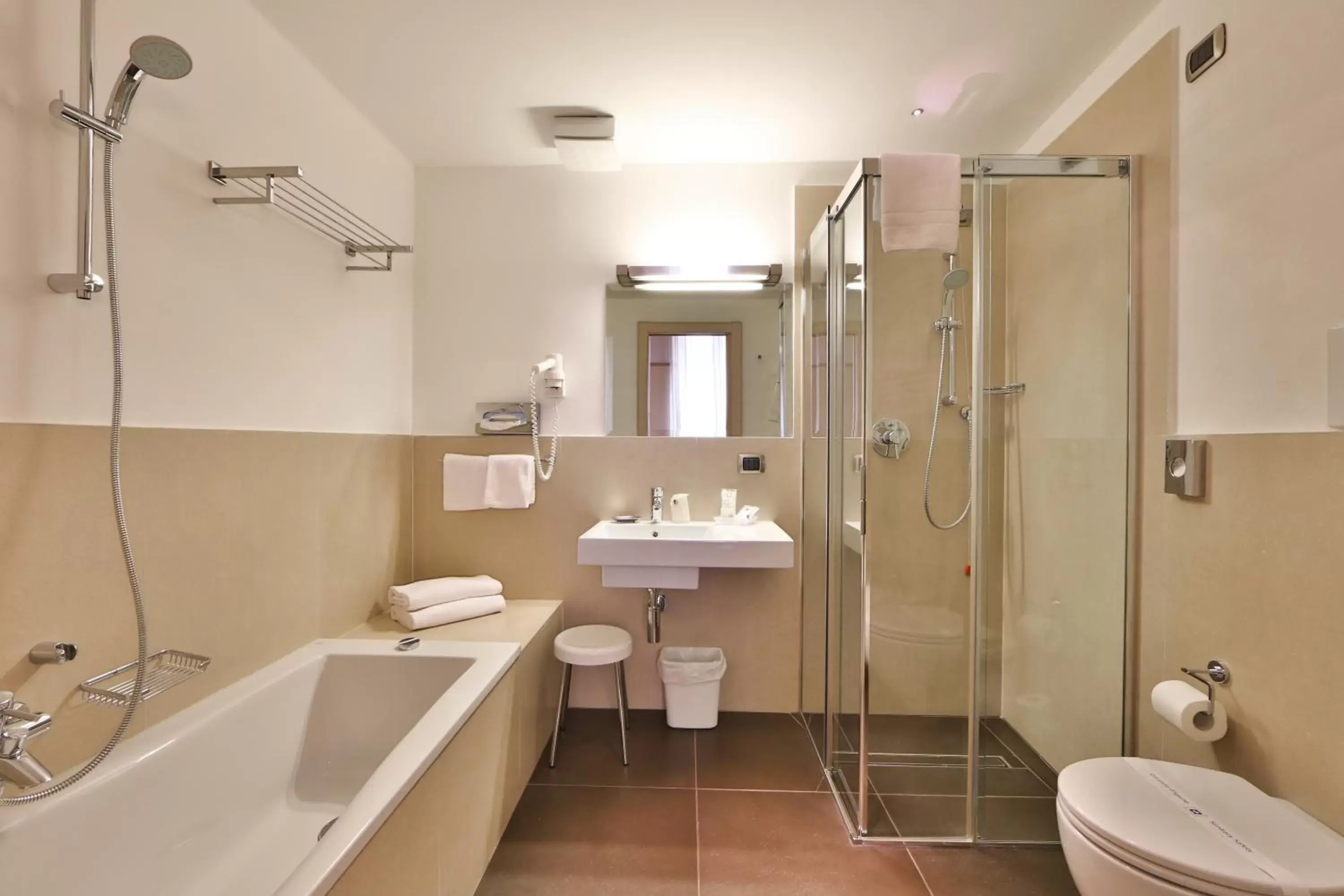 Shower, Bathroom in Best Western Hotel Armando