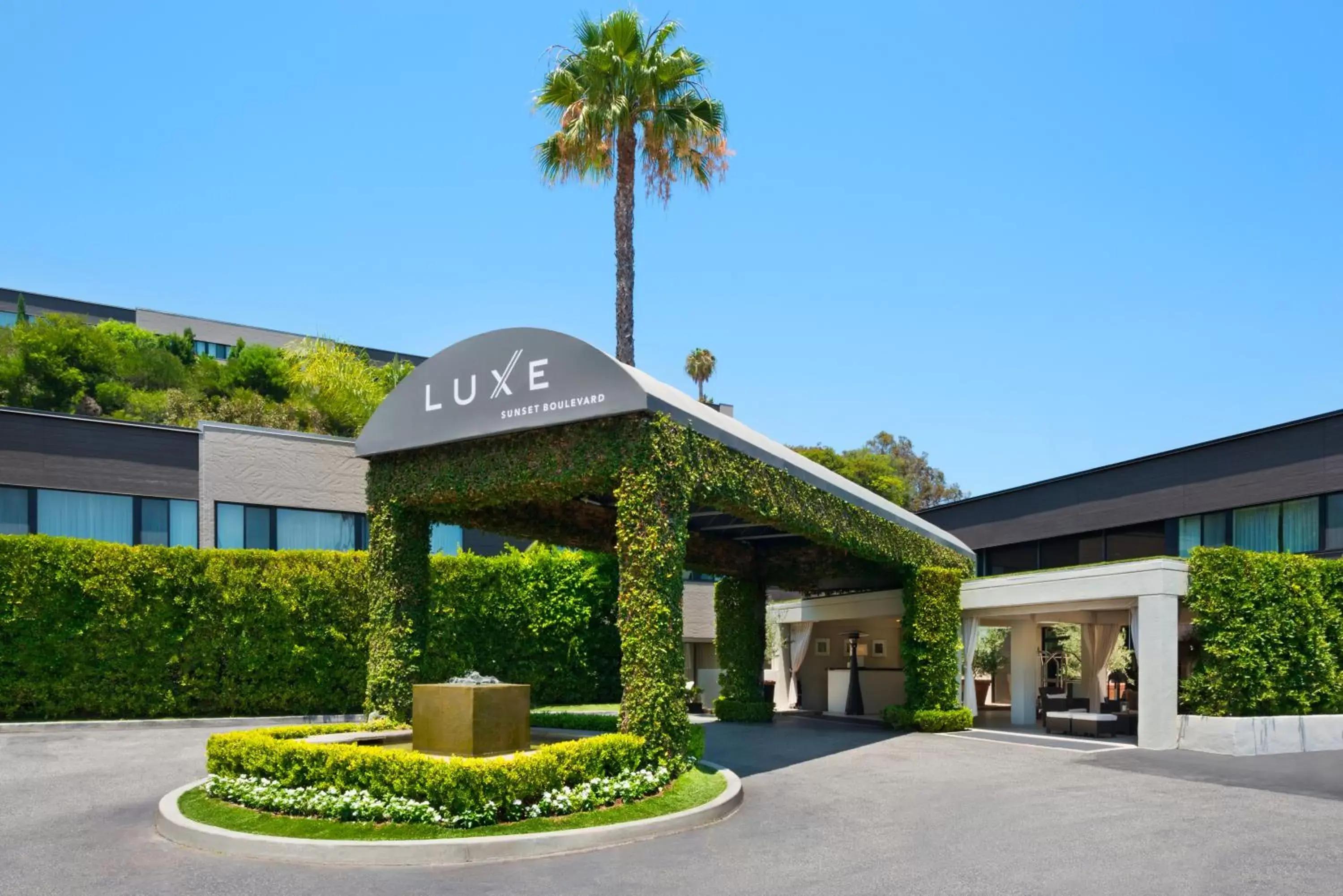 Facade/entrance, Property Building in Luxe Sunset Boulevard Hotel