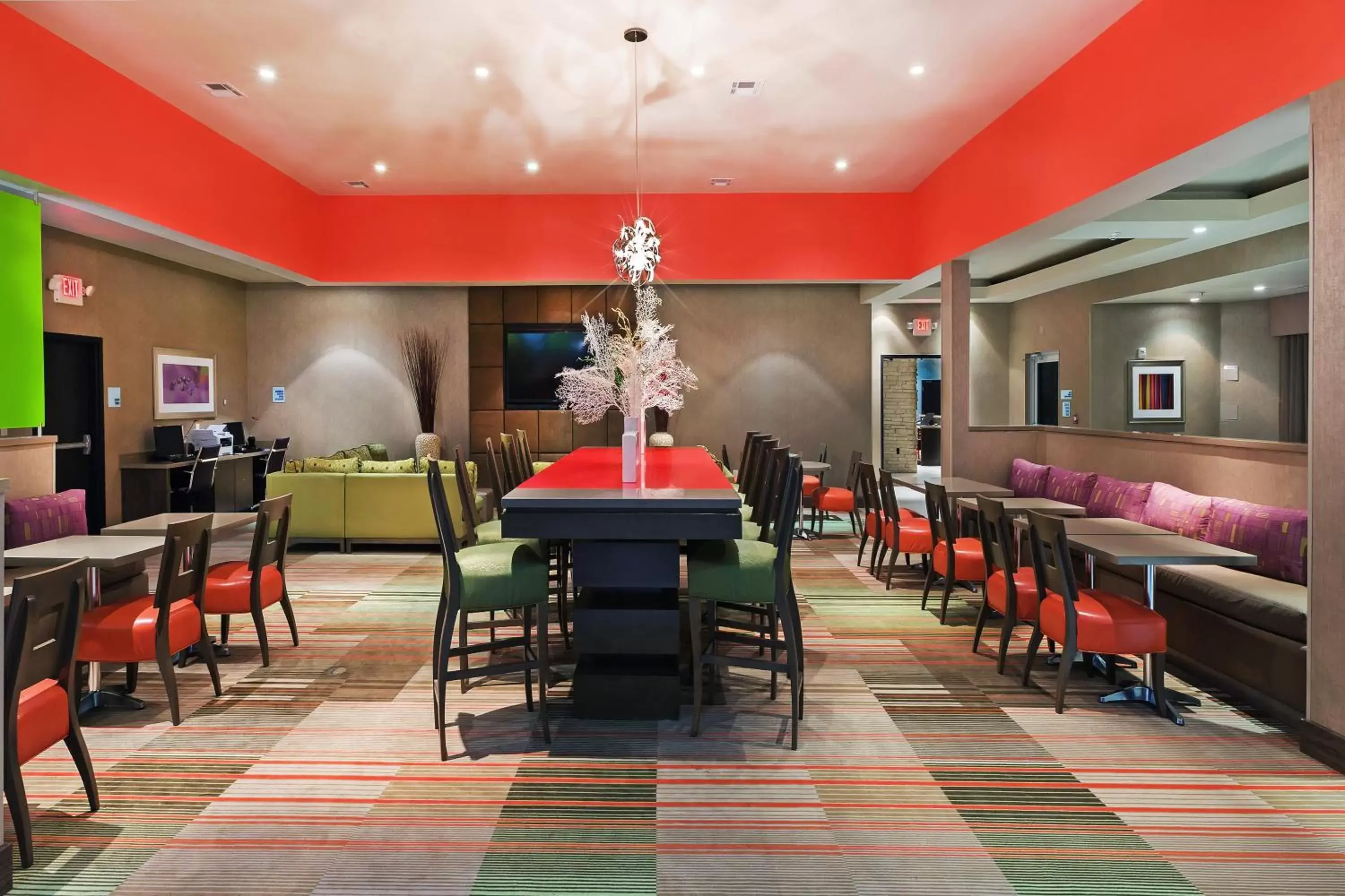 Breakfast, Restaurant/Places to Eat in Holiday Inn Express Frisco Legacy Park Area, an IHG Hotel