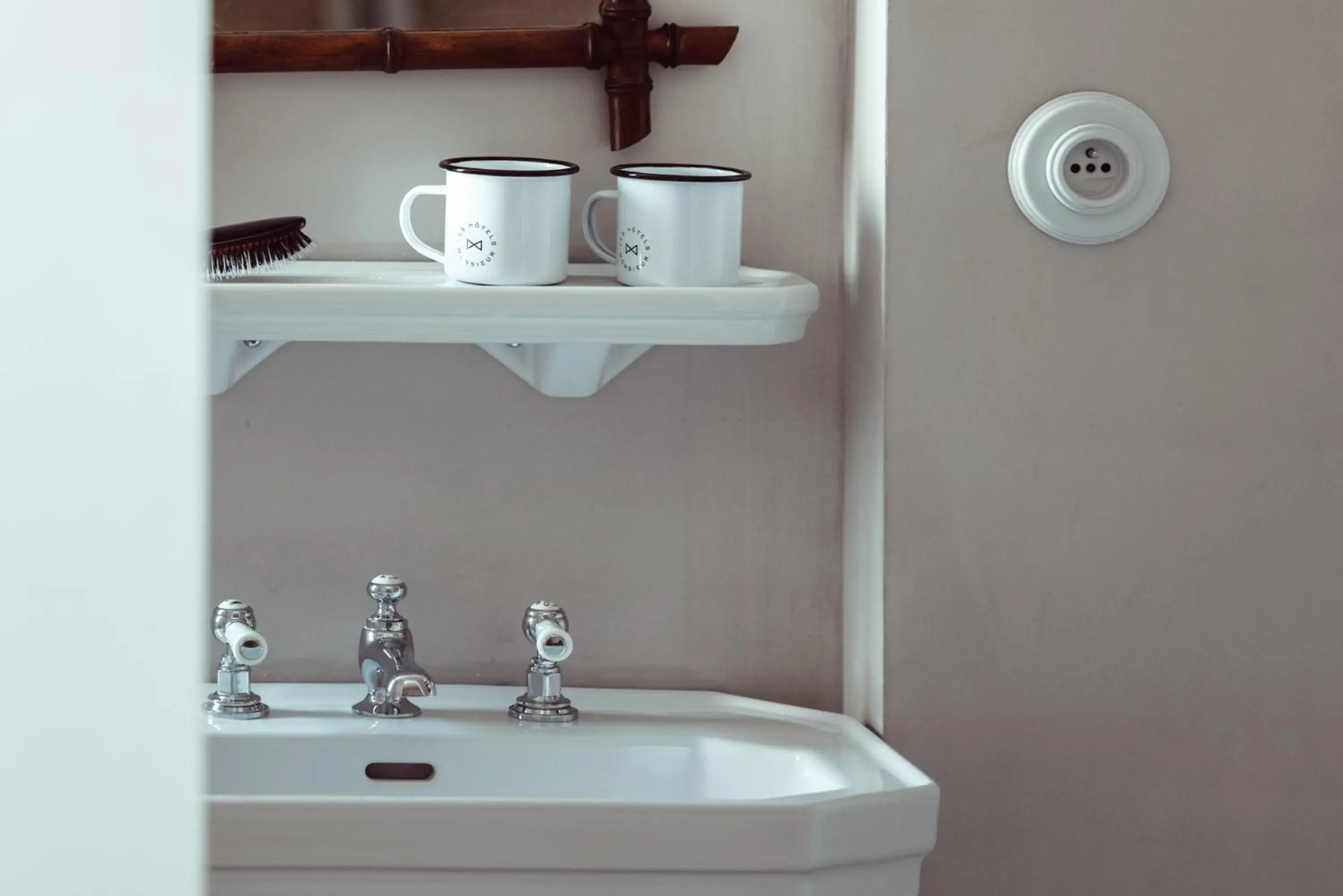 Bathroom in Hôtel Monsieur Aristide